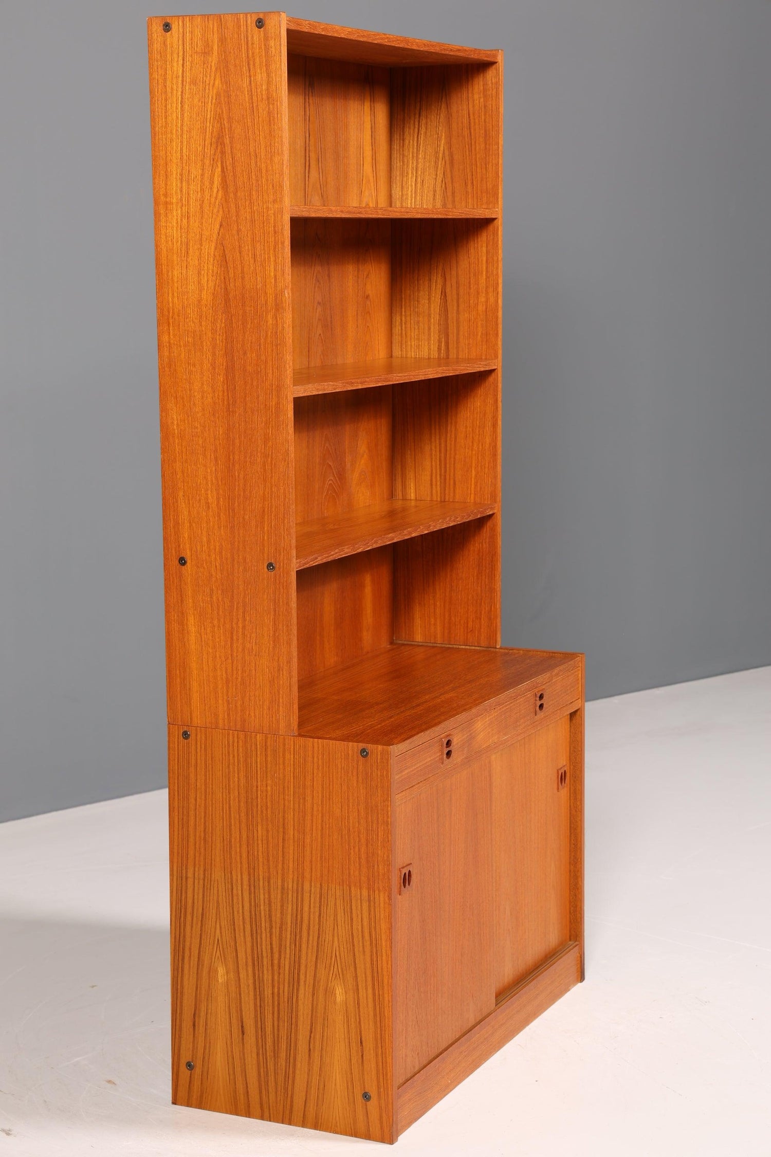 Wunderschönes Mid Century Regal Schiebetür Bücherregal Teak Holz Kommode 60er Jahre