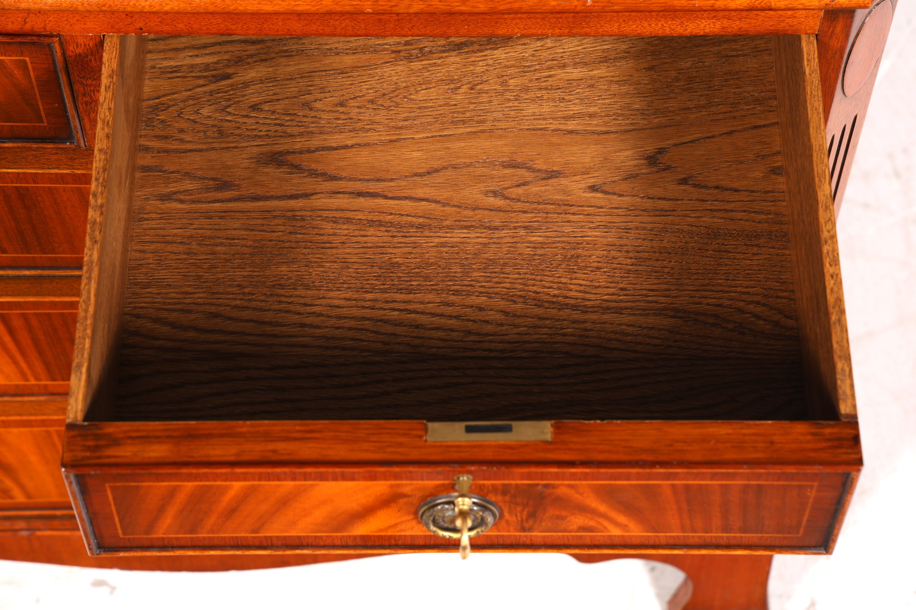 Wunderschöne Englische Kommode Mahagoni Holz TV Schrank Antik Schubladenkommode