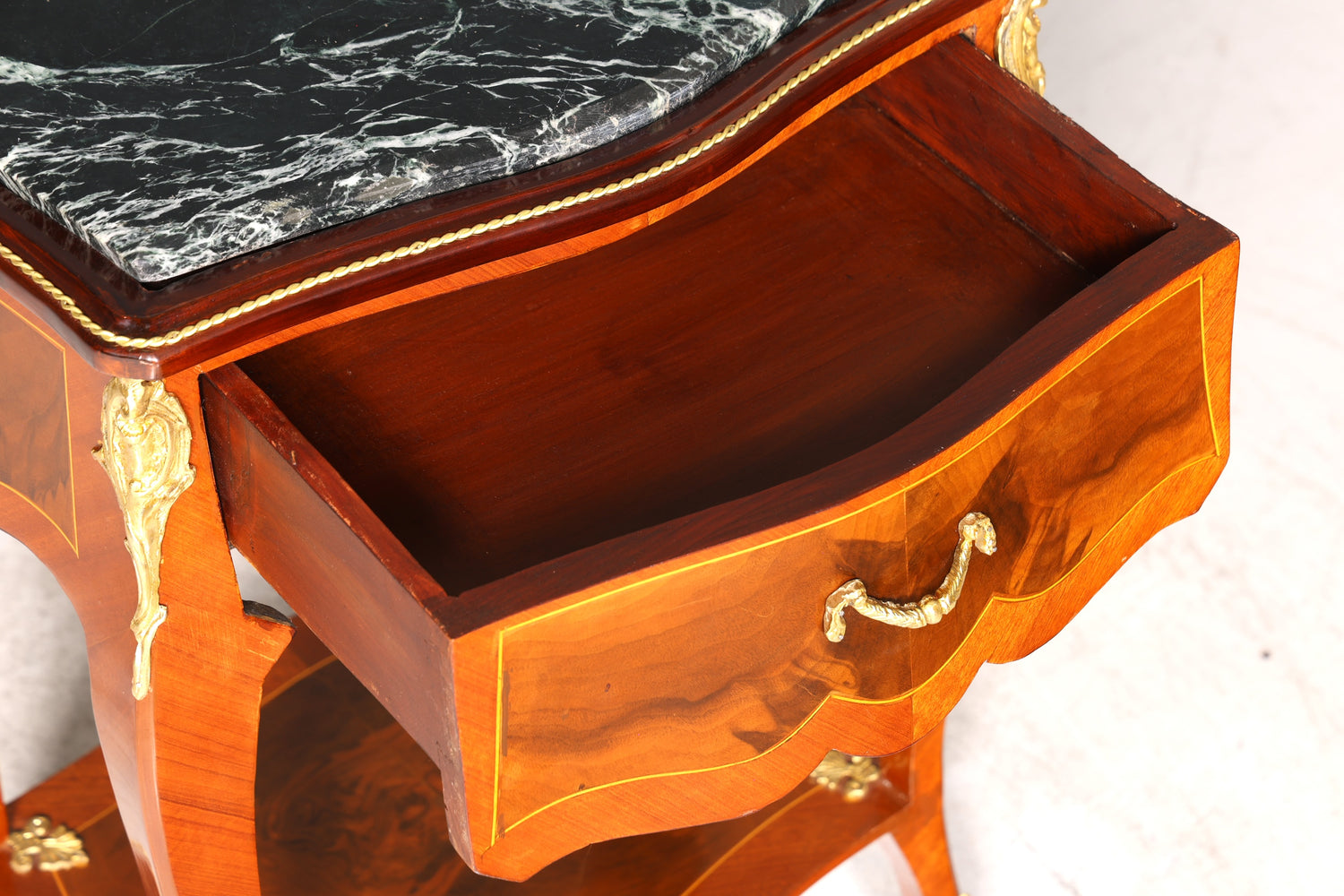 Traumhafter Louis XV Beistelltisch Barock Stil Ablagetisch Marmor Kommode Telefontisch