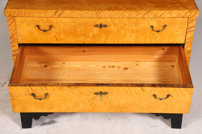 Stilvolle Biedermeier Kommode Antik Schrank Schubladenkommode Wäschekommode