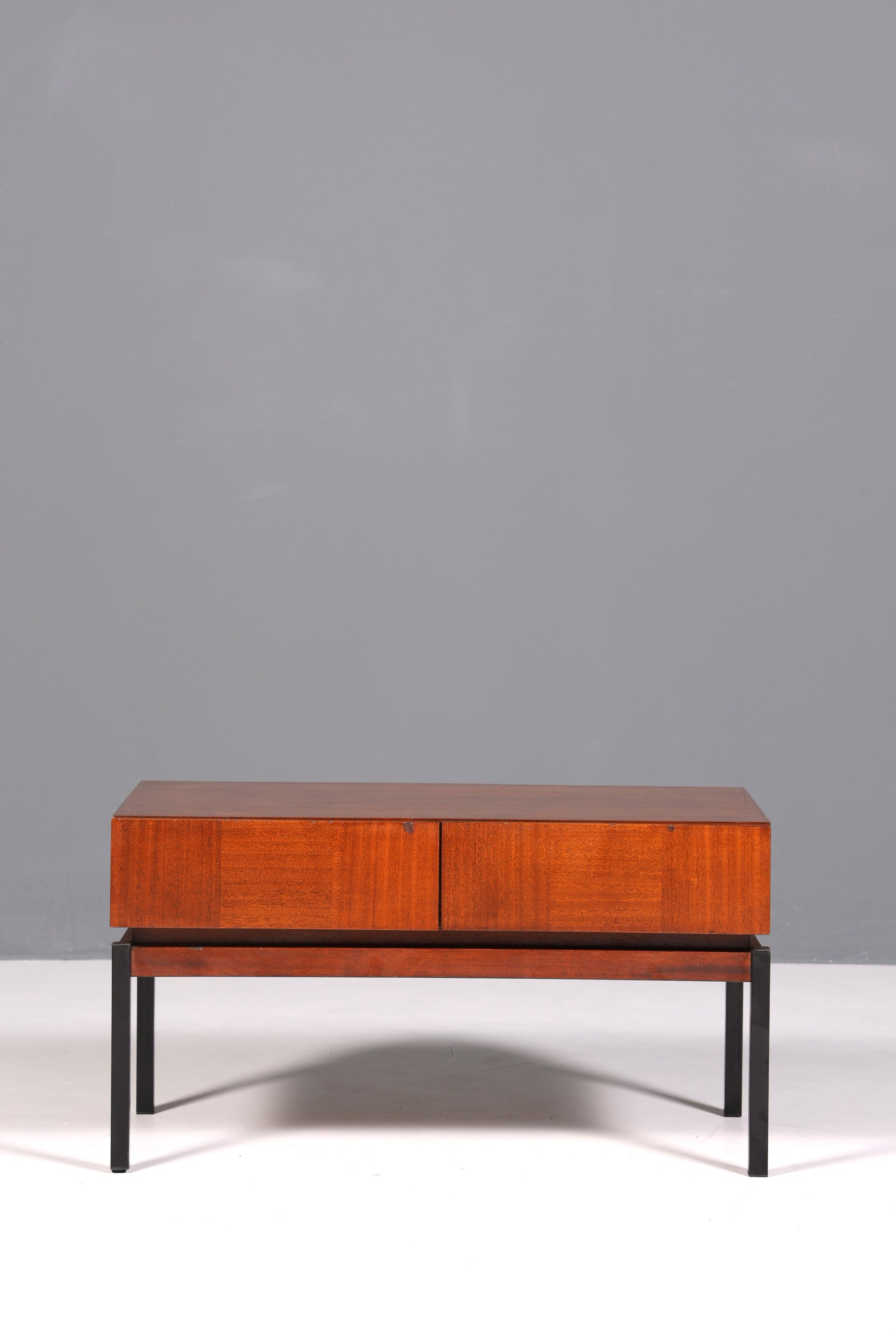 Wunderschöne Mid Century Kommode Vintage TV Sideboard 60s Schrank Flurkommode 1 von 2