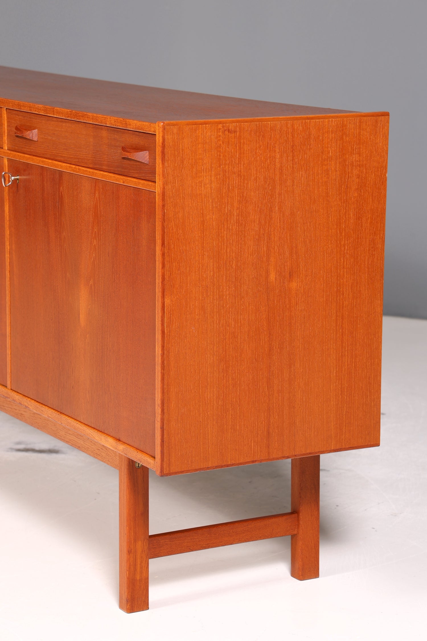 Edles Mid Century Sideboard &quot;Ulferts- Made in Sweden&quot; Teak Holz Schrank Retro Kommode Vintage TV Schrank 60er Jahre