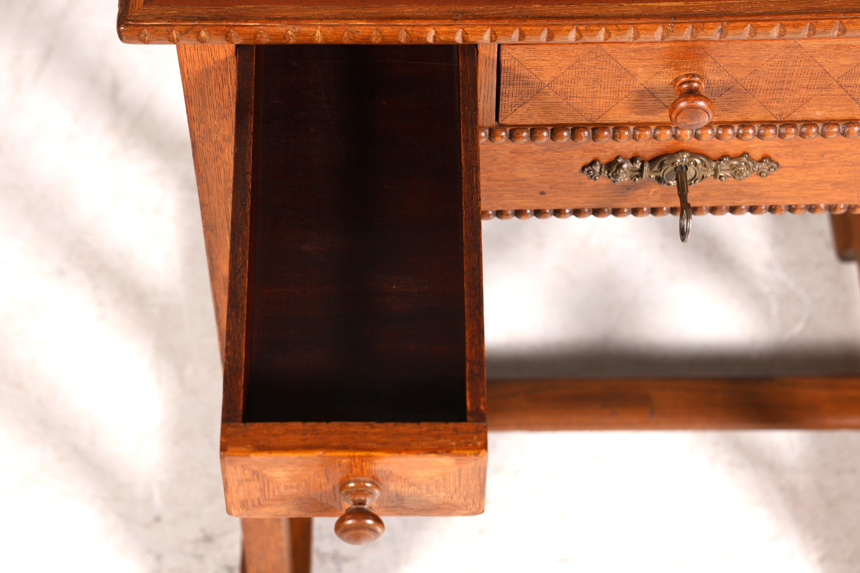 Traumhafter Gründerzeit Ablagetisch Beistelltisch Antik Jugendstil Kommode um 1880