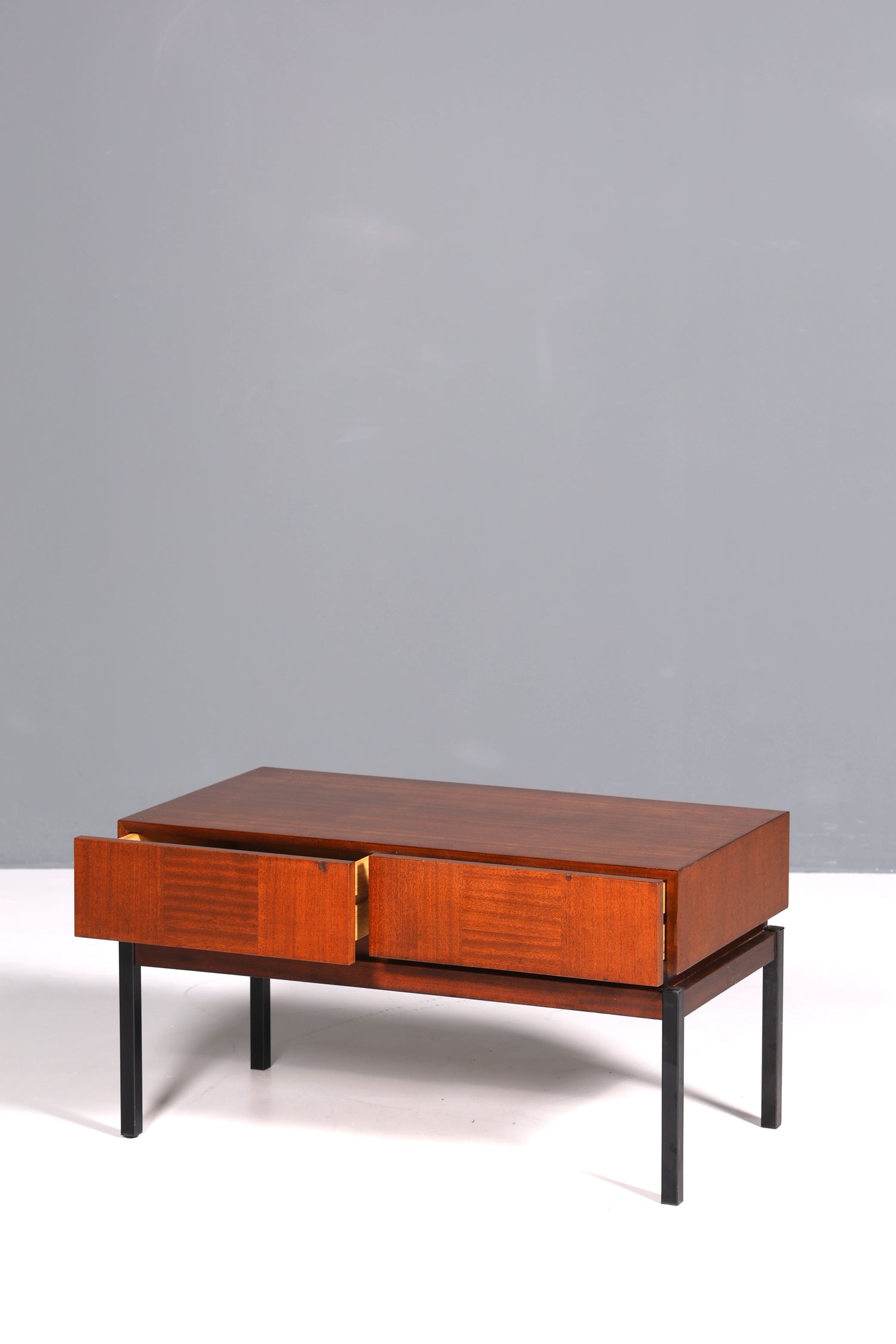 Wunderschöne Mid Century Kommode Vintage TV Sideboard 60s Schrank Flurkommode 1 von 2