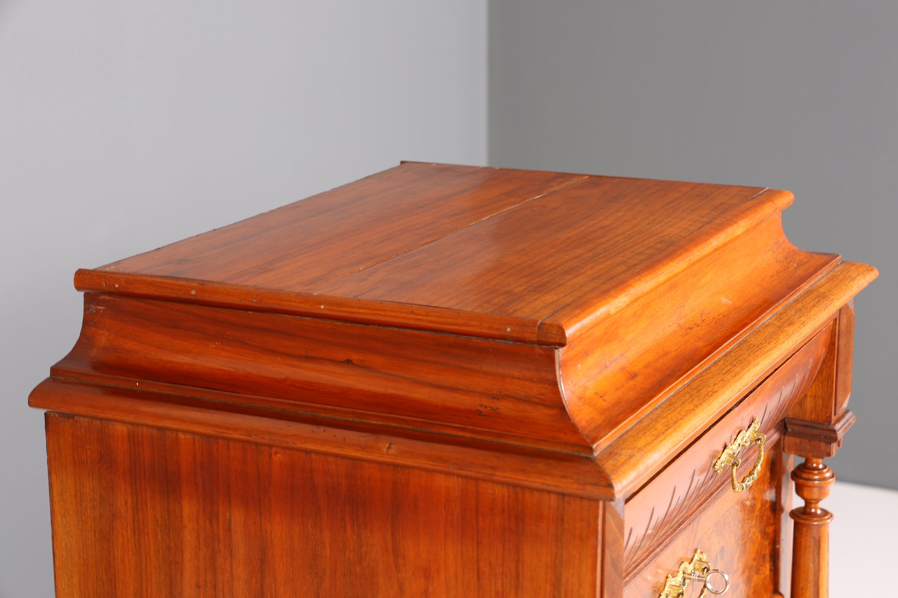 Stilvoller Gründerzeit Sekretär Vertiko Highboard Louis Philippe Kommode um 1880