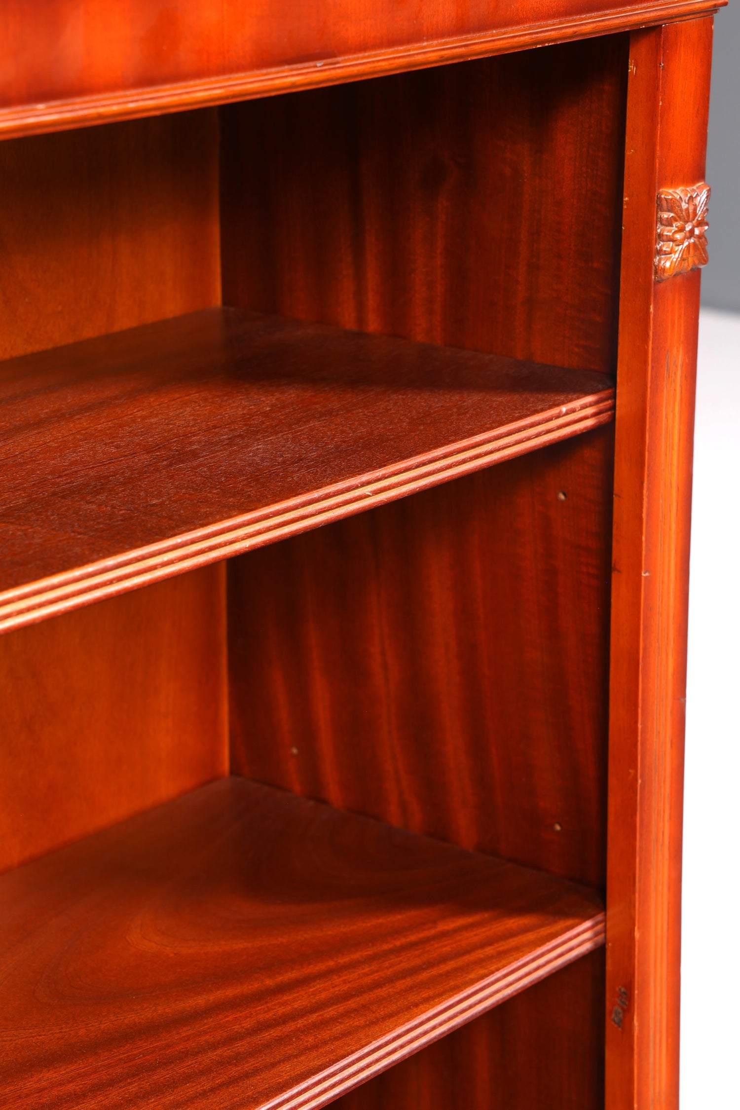 Wunderschönes Englisches Bücherregal Antik Regal Bookshelf Mahagoni Buchablage 60s