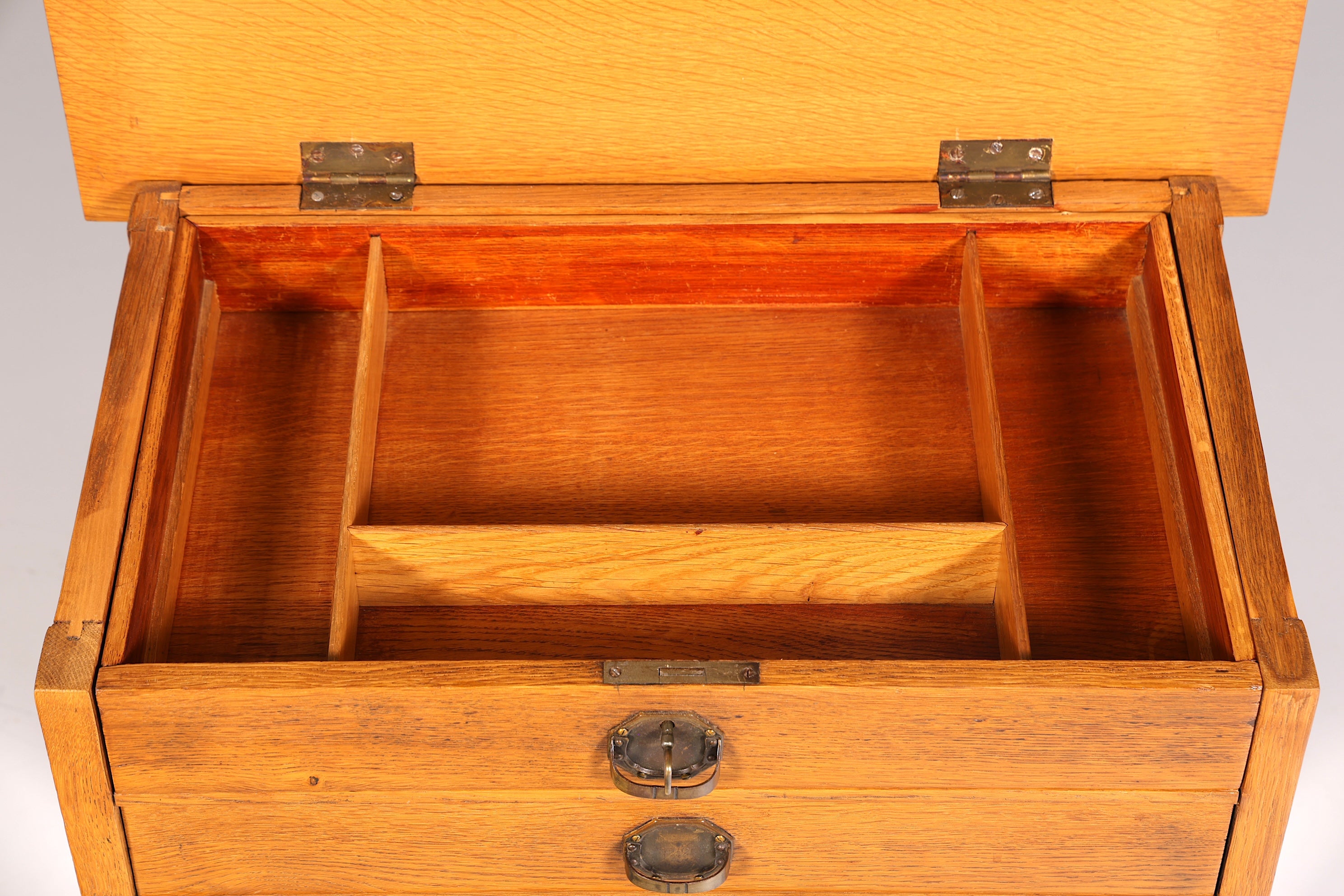 Wunderschöner Jugendstil Nähtisch Antik Beistelltisch um 1910 echt Holz Ablagetisch Kommode