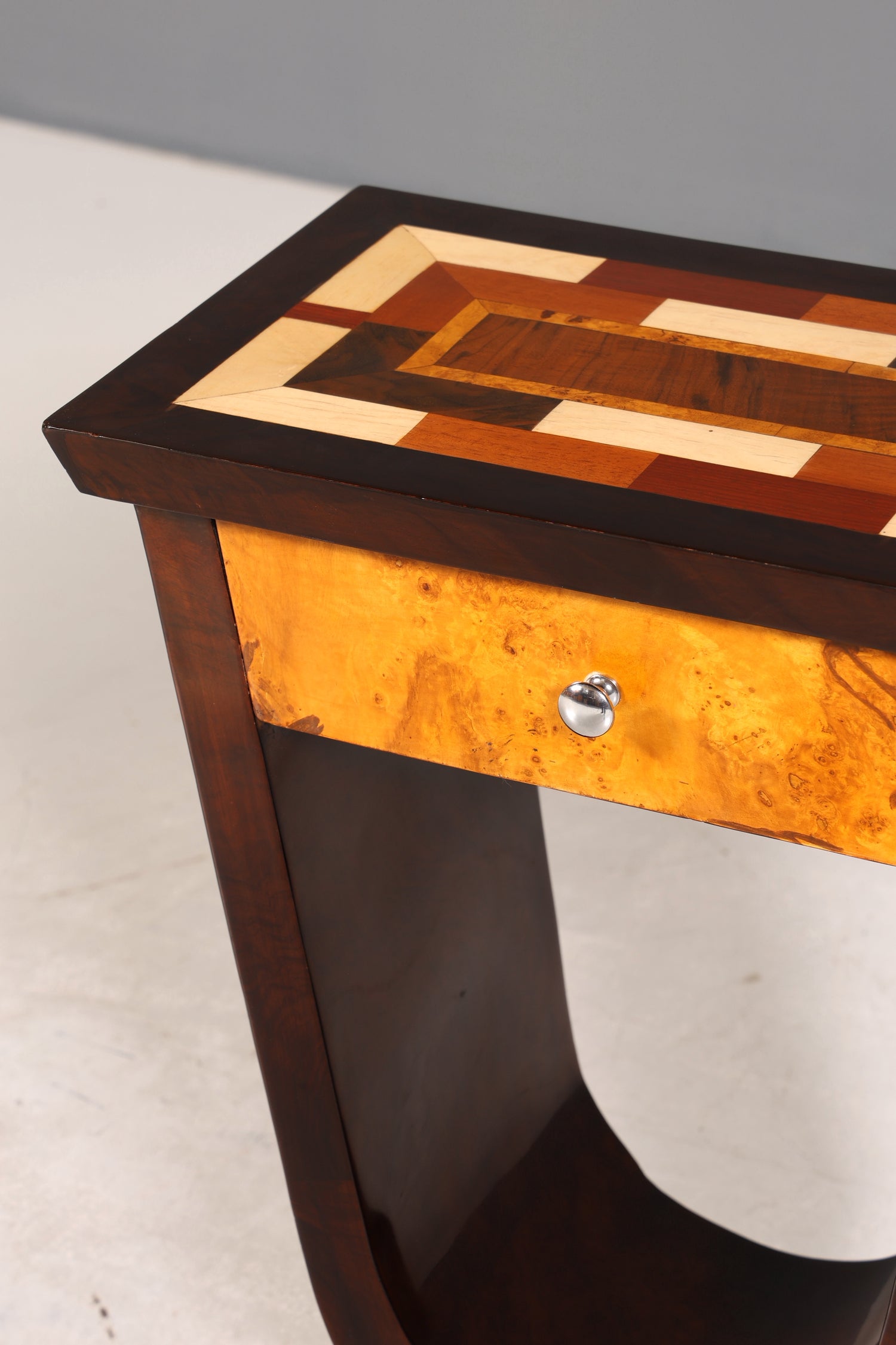 Fantastic Art Deco style chest of drawers, side table, bedside table, storage table