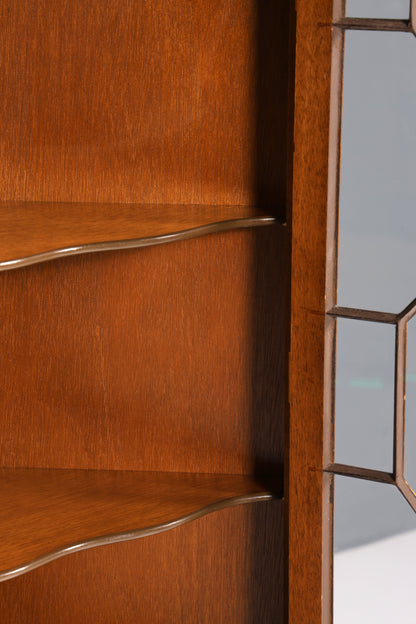 Wunderschöne Englische Eckvitrine Antik 60s echt Holz Schrank Eckschrank Glasvitrine