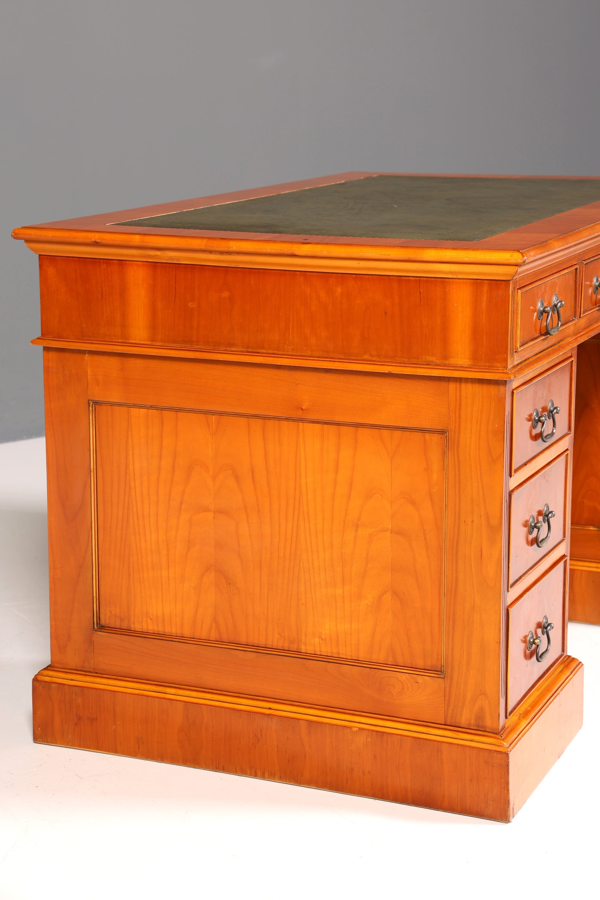 Wunderschöner Englischer Schreibtisch Englisch Eibe Desk Leder Auflage Antik Stil Bürotisch Office Desk