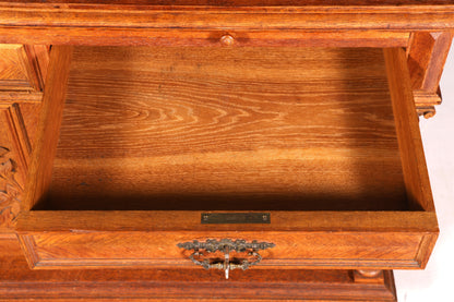 Stilvolles Gründerzeit Sideboard Louis Philippe Eiche Schrank Kommode um 1880