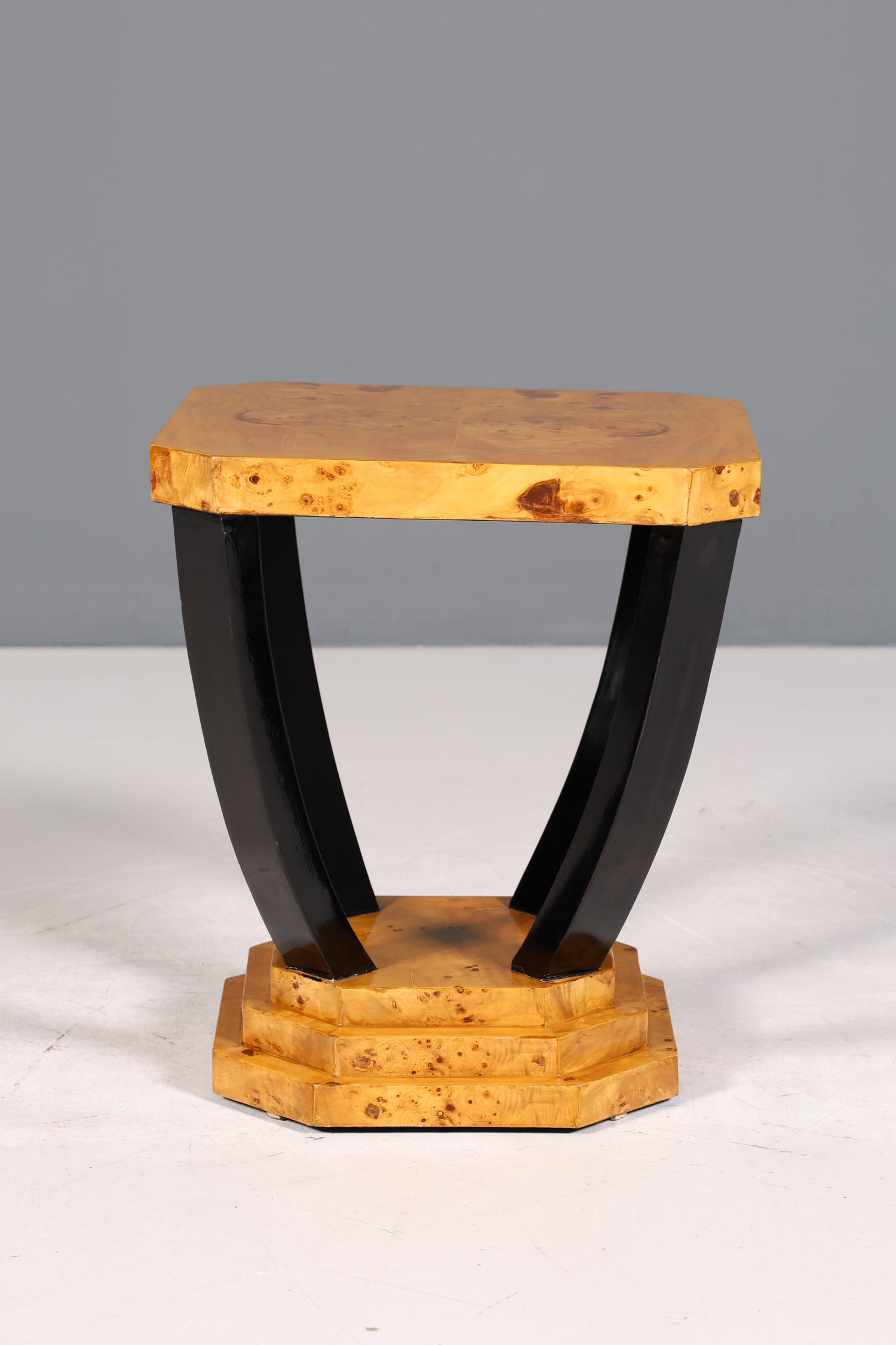 Elegant Art Deco design side table, antique style coffee table, storage table