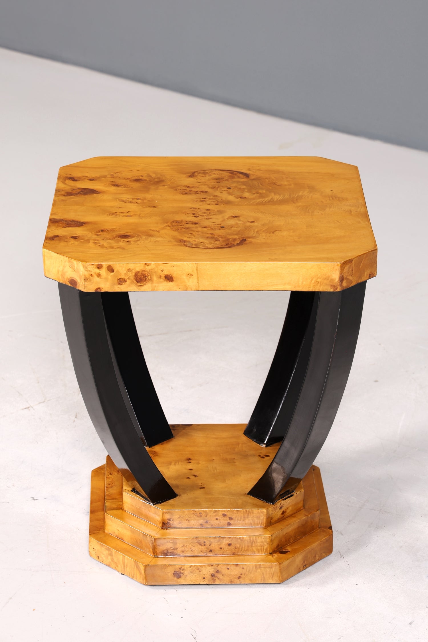 Elegant Art Deco design side table, antique style coffee table, storage table