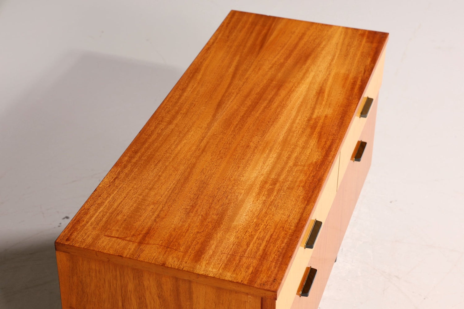 Wunderschönes Mid Century Kommode Vintage TV Sideboard 60s Schrank Flurkommode Klappschrank