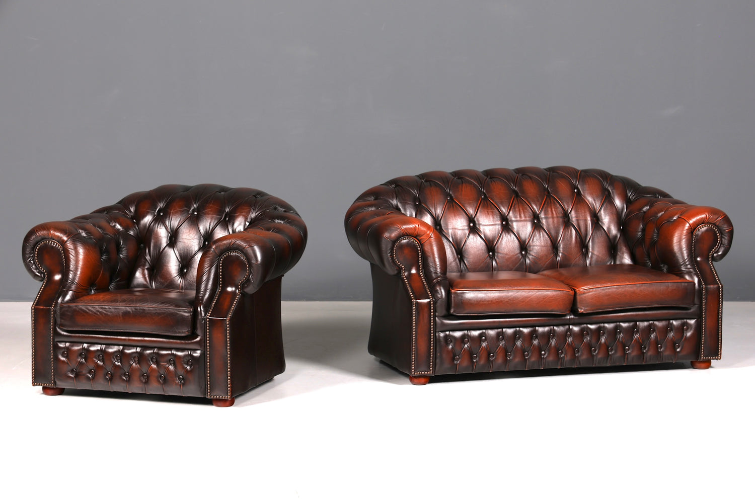 Wunderschönes Original Chesterfield Centurion 2-Sitzer Couch Englisches echt Leder Sofa UK