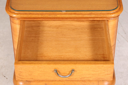 Traumhafte Mid Century Kommode Vintage Nachttisch 60s Schrank Nachtschrank 1 von 2