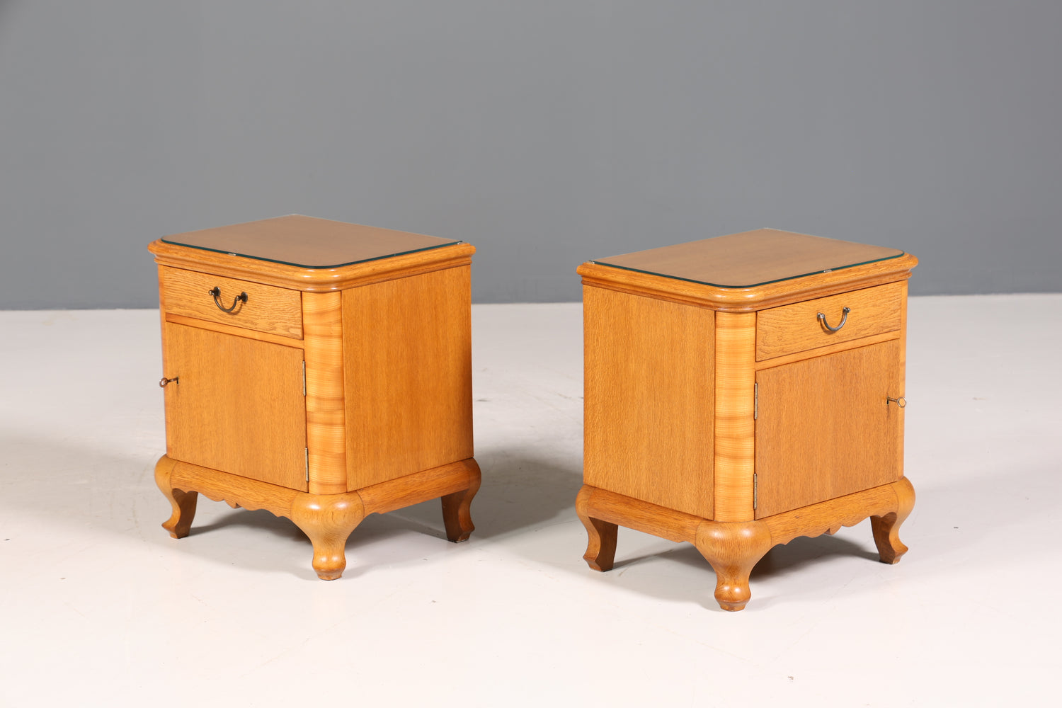 Traumhafte Mid Century Kommode Vintage Nachttisch 60s Schrank Nachtschrank 2 von 2