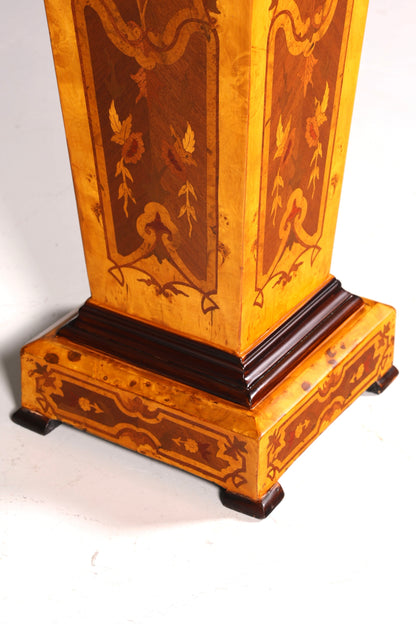 Traumhafte Barock Stil Säule Louis XV Blumensäule Naturstein Marmor Ablage Tisch