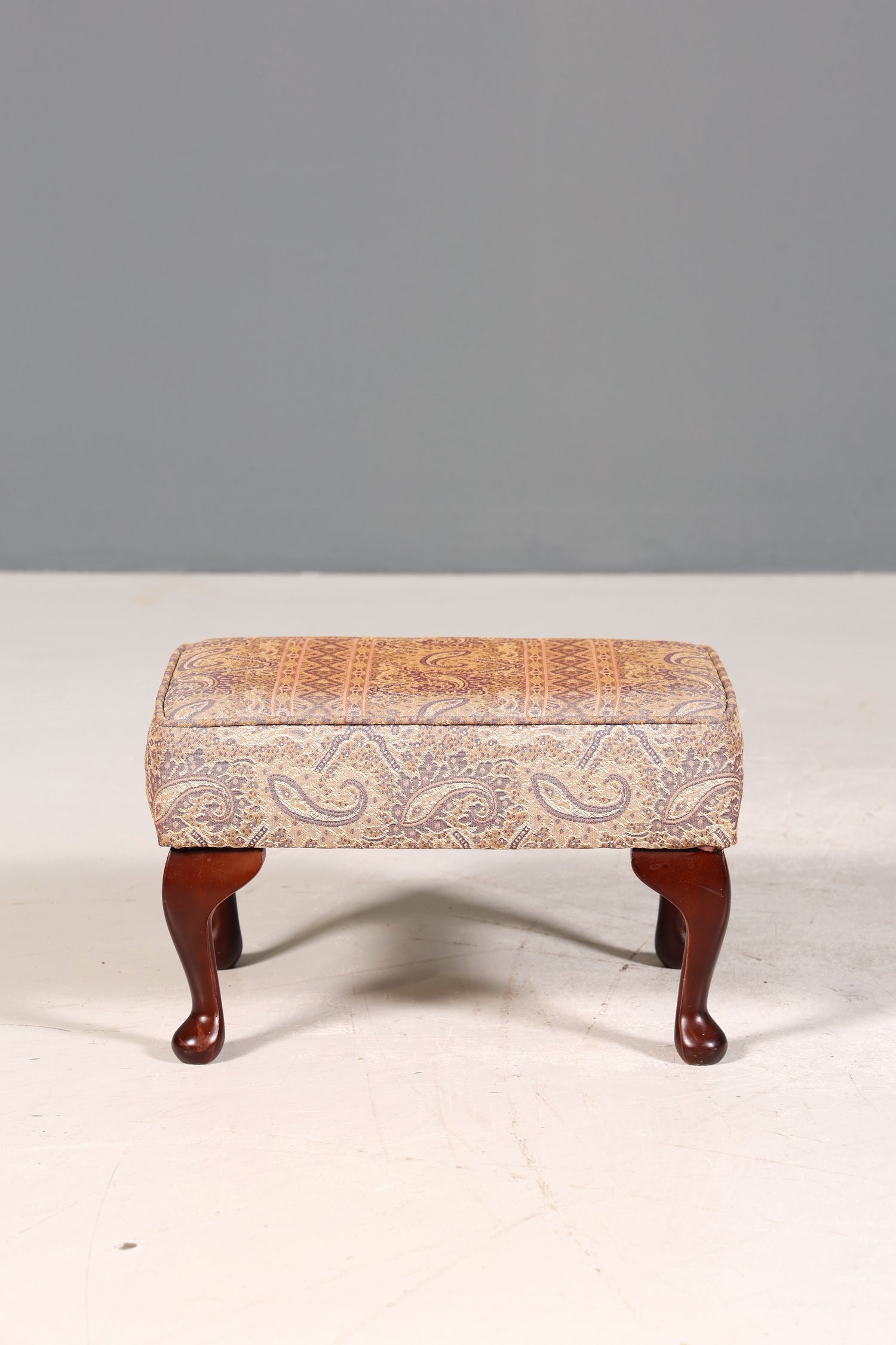 Wunderschöner Barock Stil Hocker der Marke Villeroy &amp; Boch Chippendale Stil Samt Schemel Fussablage