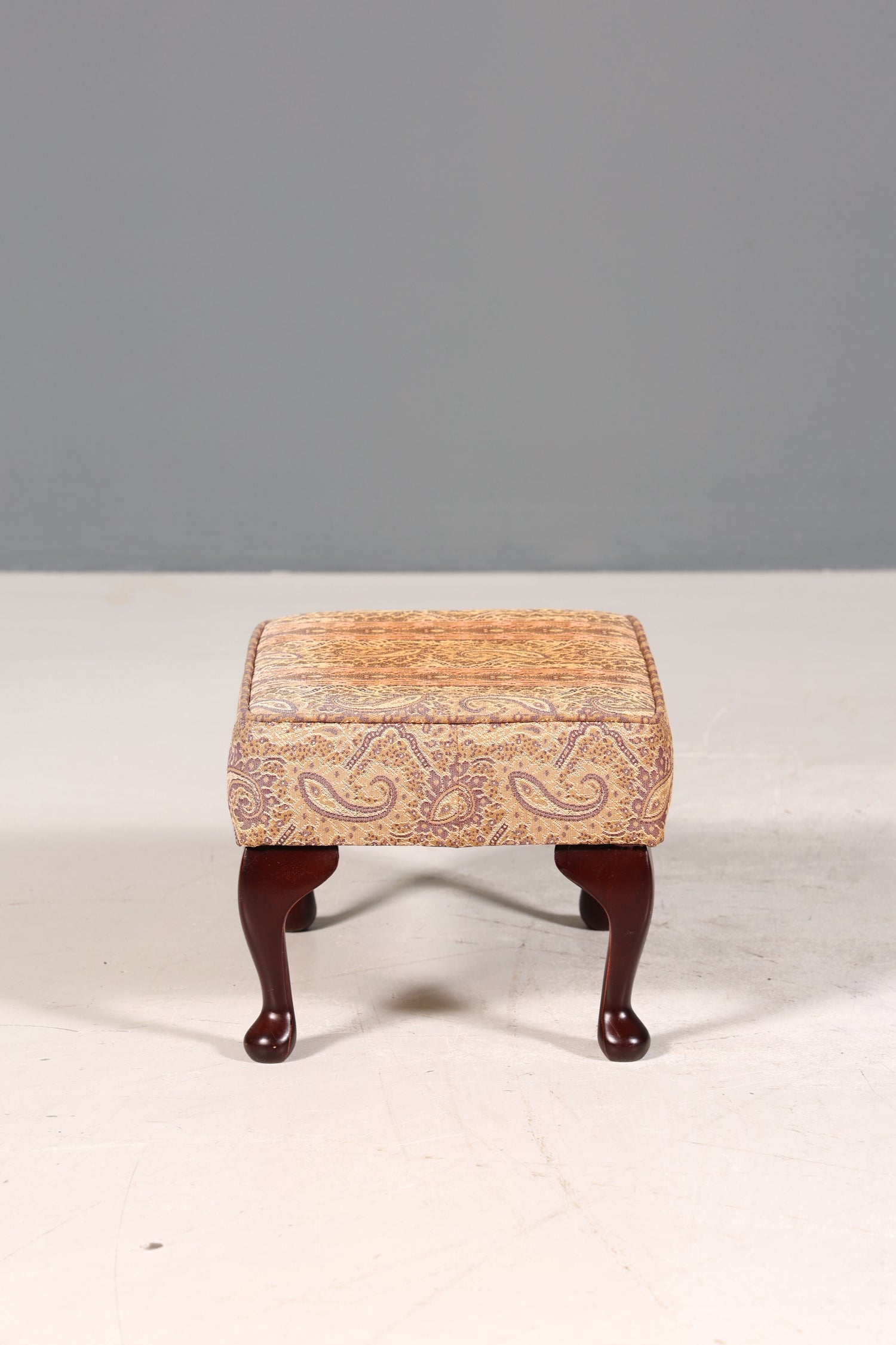 Wunderschöner Barock Stil Hocker der Marke Villeroy &amp; Boch Chippendale Stil Samt Schemel Fussablage