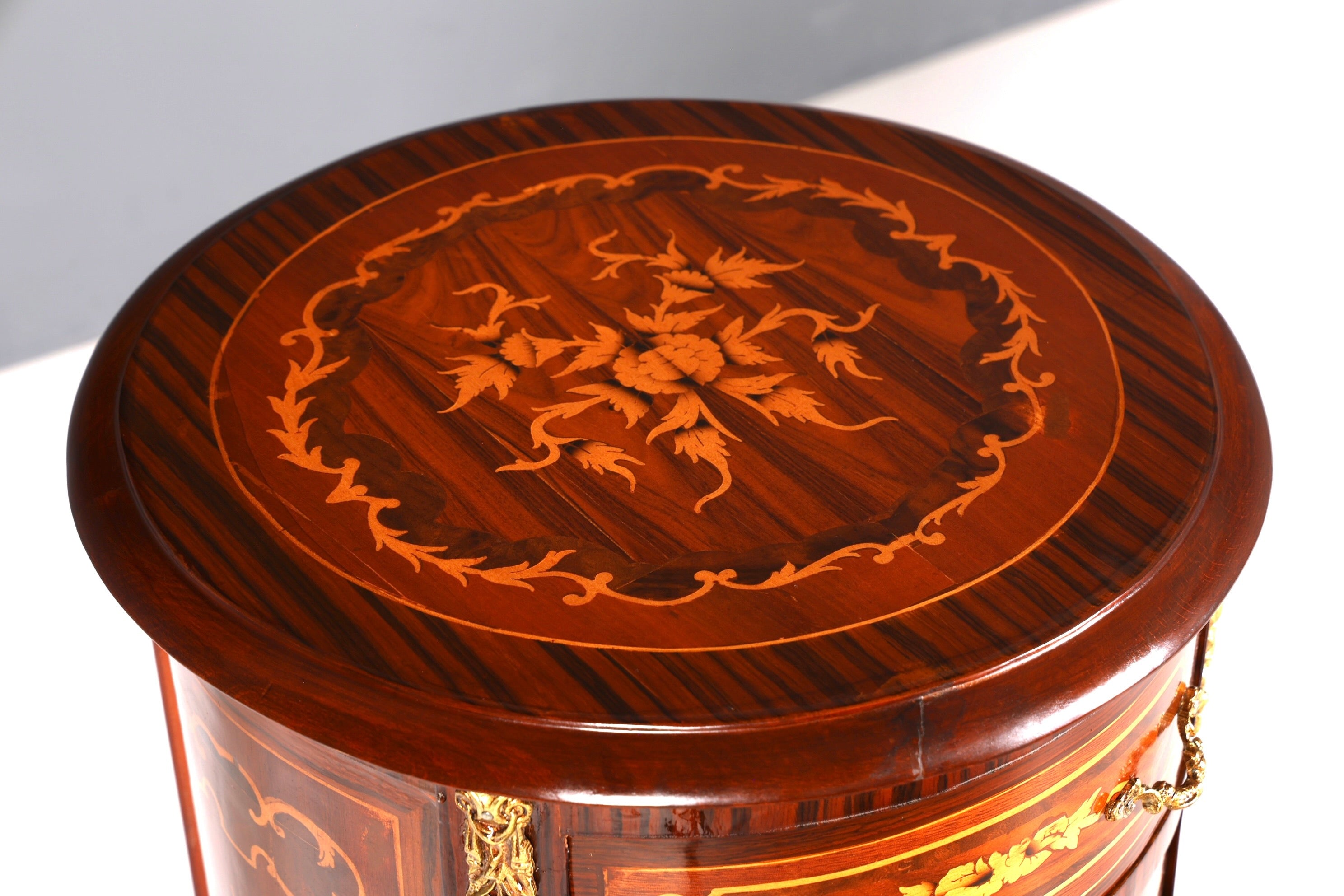 Edle Barock Stil Kommode Vertiko Intarsien Schubladenkommode 7-Schübige Kommode