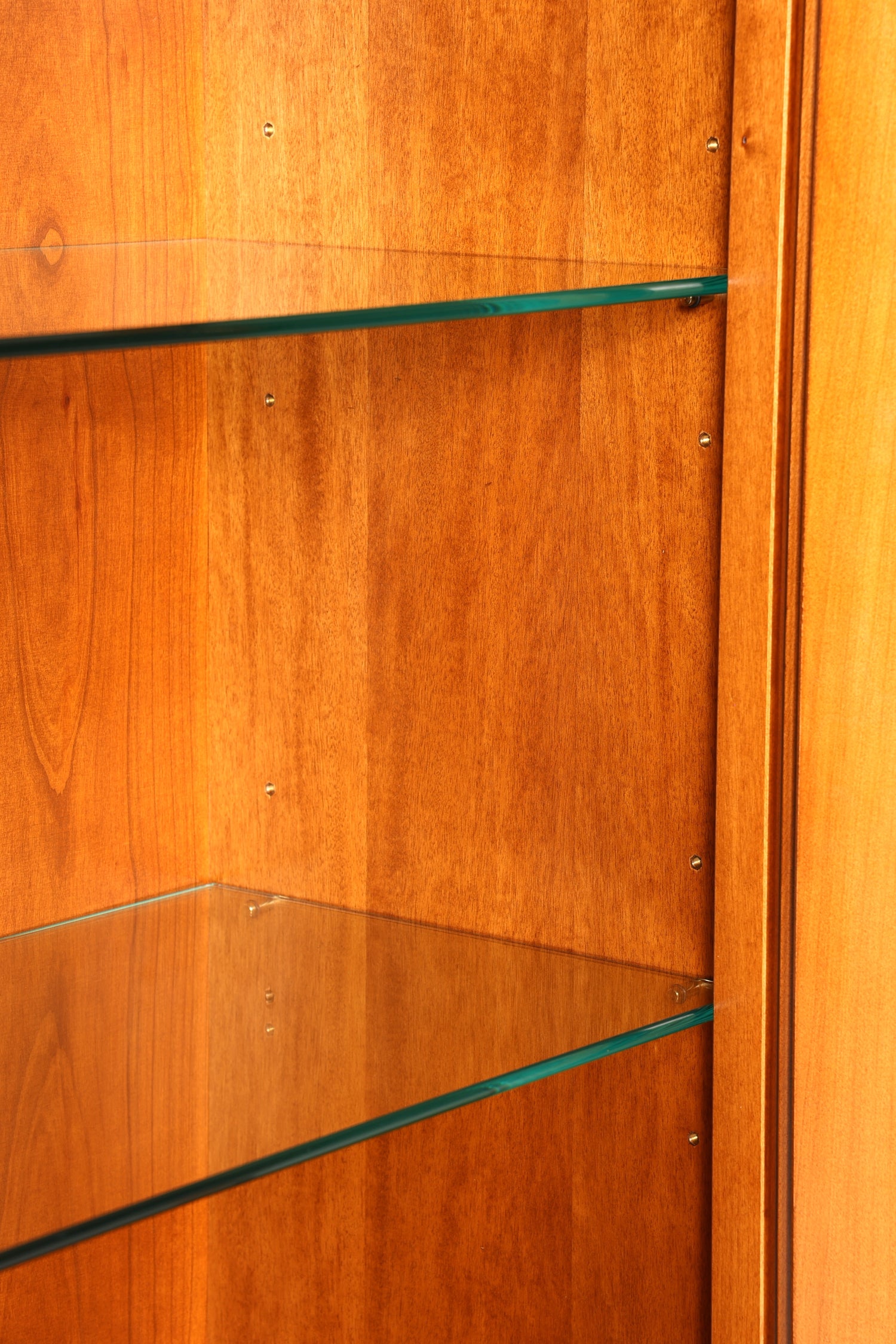 Wunderschöner Original Selva Vitrine Antik Stil massiv Holz Buffet Villa Borghese Schrank Bibliothek