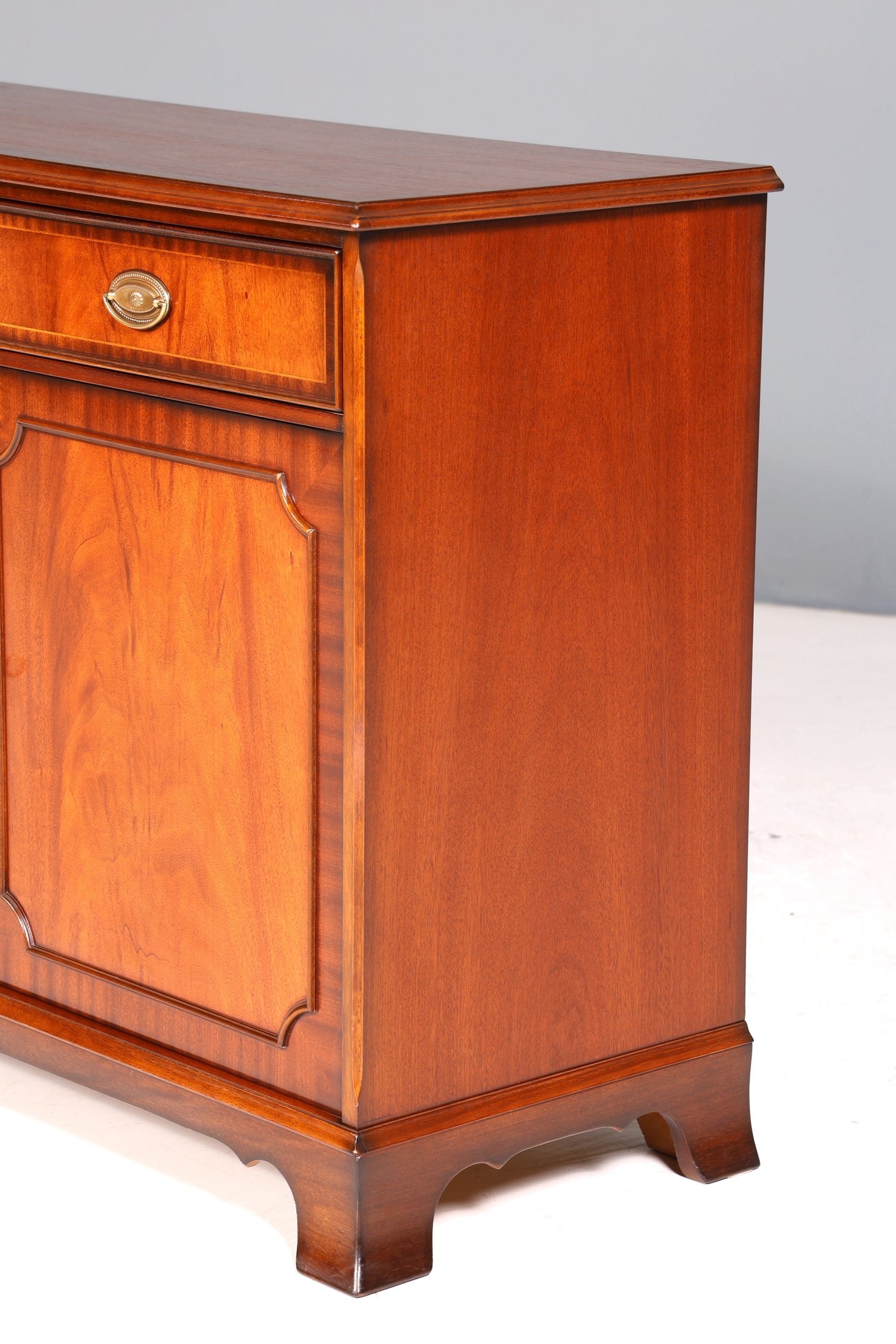 Traumhaftes Englisches Sideboard Original Heldense Buffet Antik Stil Mahagoni Schrank Anrichte