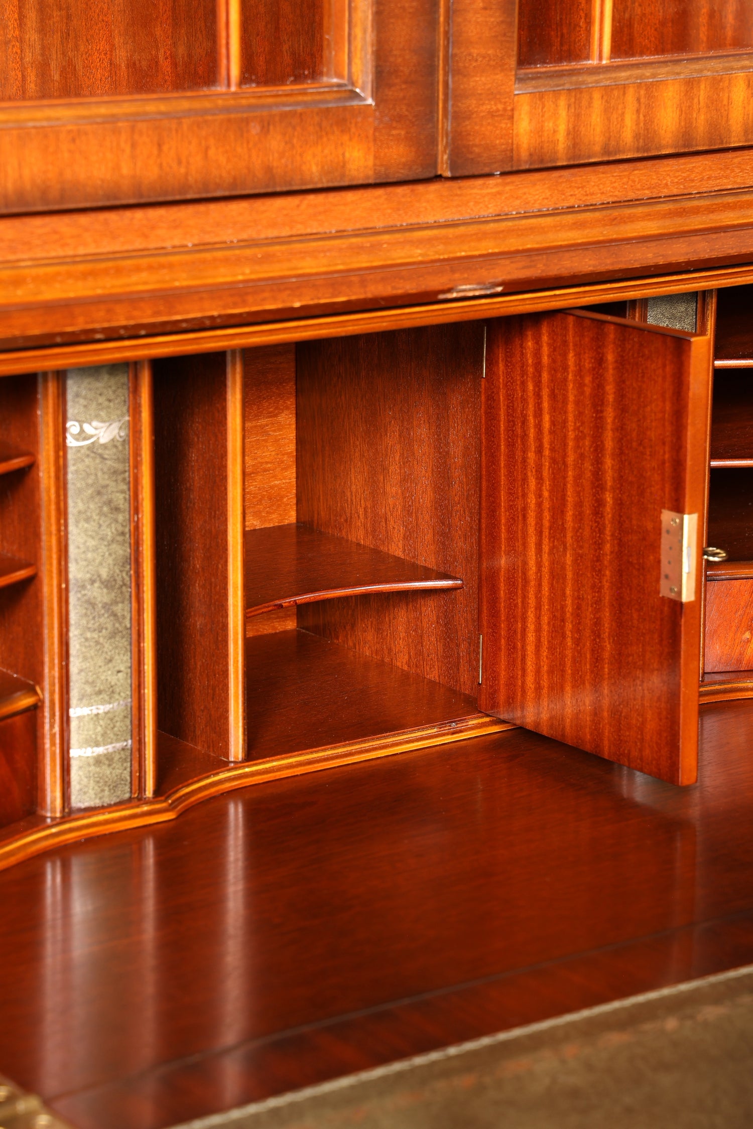 Stilvoller Englischer Sekretär Original Heldense Büro Aufsatzsekretär Antik 60s Vitrinen Schrank UK