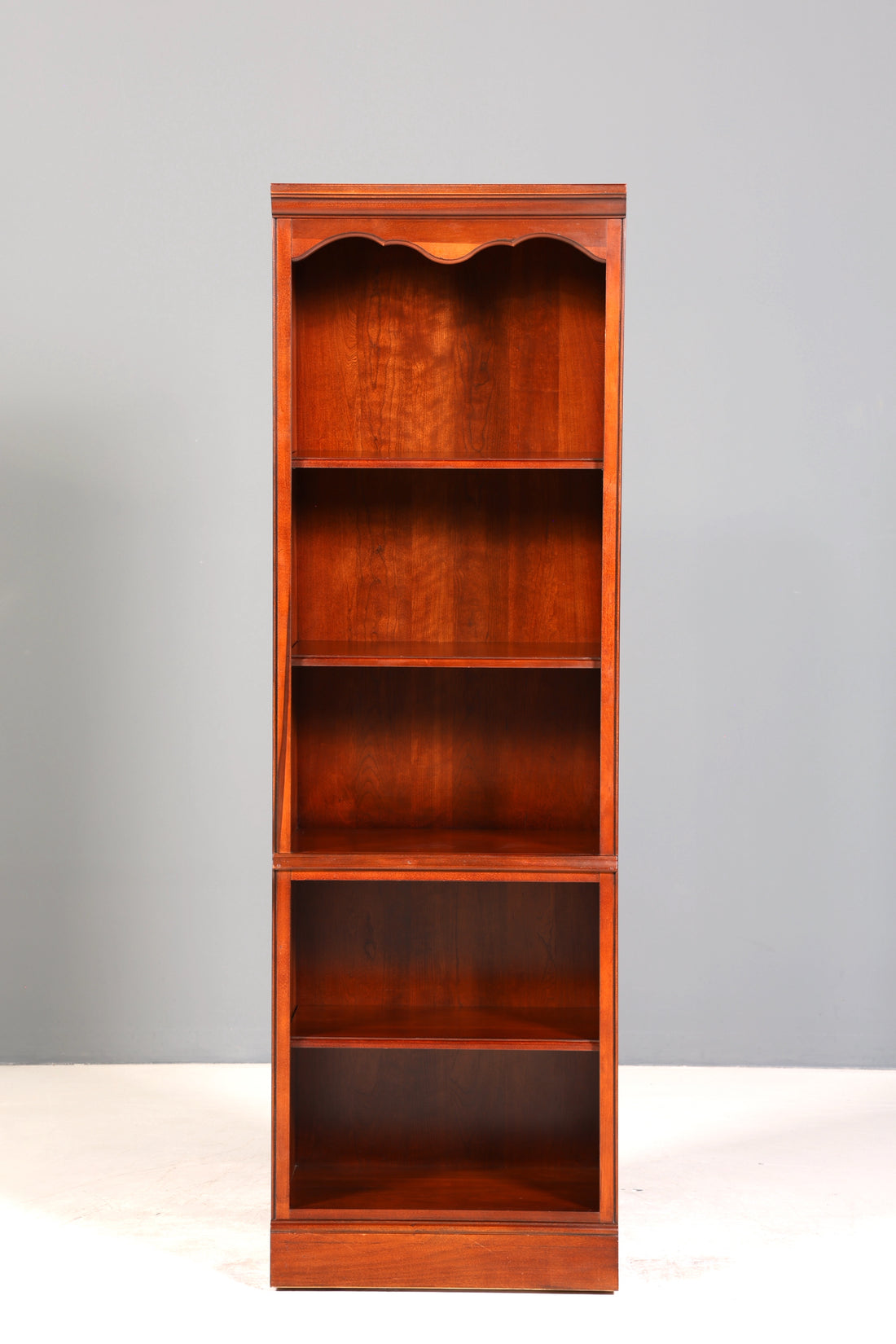 Stilvolles Original Drexel Heritage Bücherregal Regal USA Bookshelf Buchablage 4 von 4