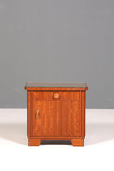 Schlichte Mid Century Kommode Vintage Klappschränkchen Danish Design Nachttisch 1 von 2