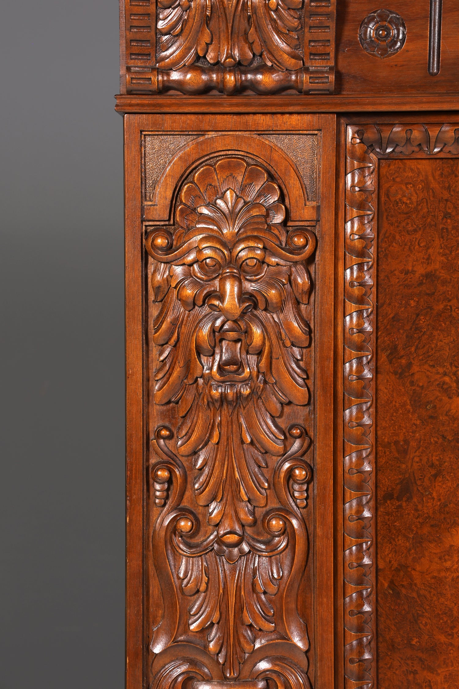 Wunderschöner Neorenaissance Bücherschrank Antik Vitrine Herrenzimmer Gründerzeit Buffet Schrank Regal Kanzlei