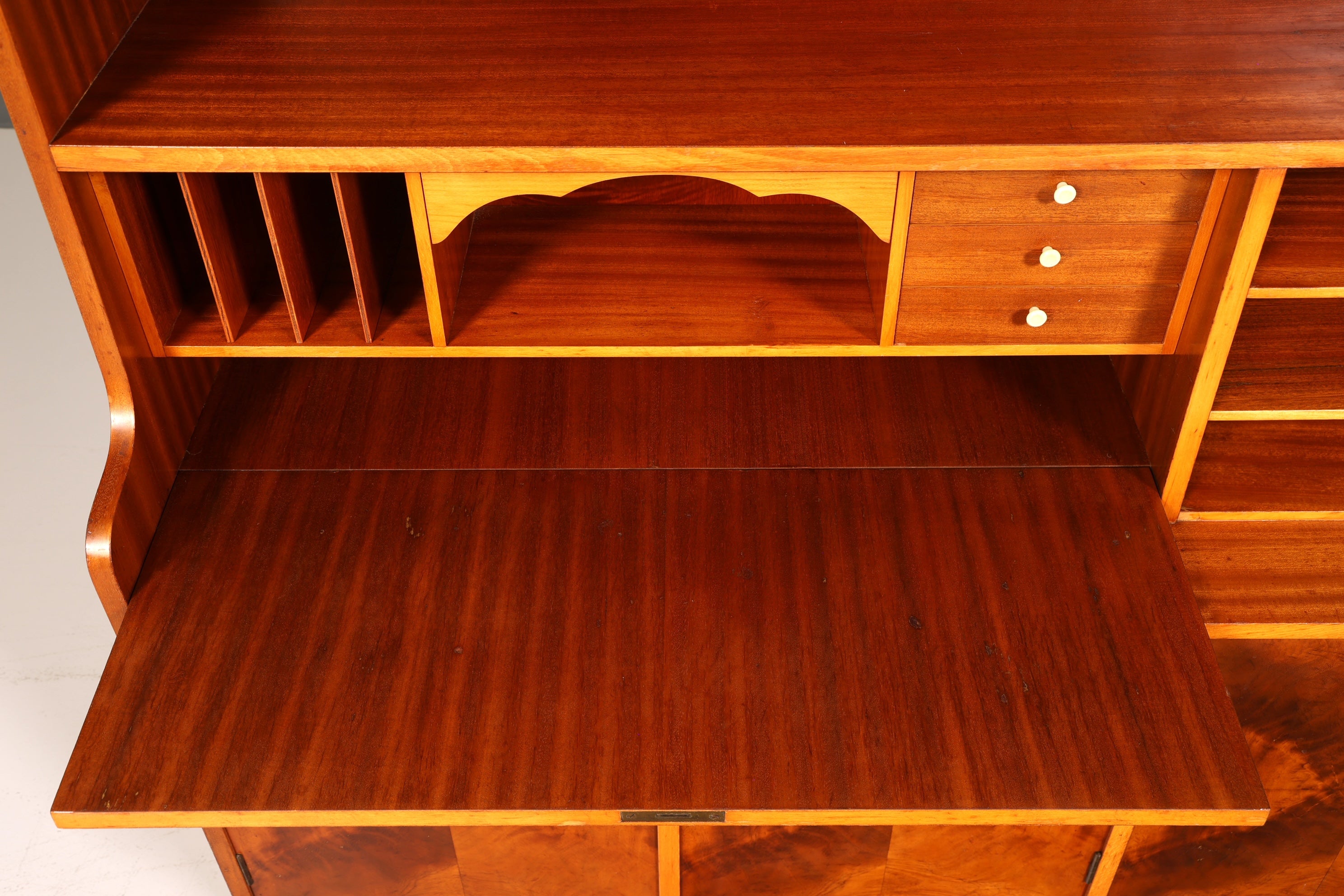 Traumhafter Mid Century Schrank Bücherregal Vintage Sekretär Highboard Holz Regal Bookshelf