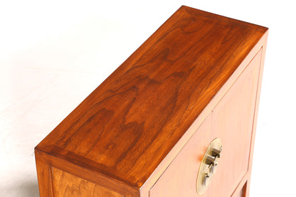 Wunderschöner Chinesischer Schrank China Kommode Asiatische Details Flurkommode TV Kommode