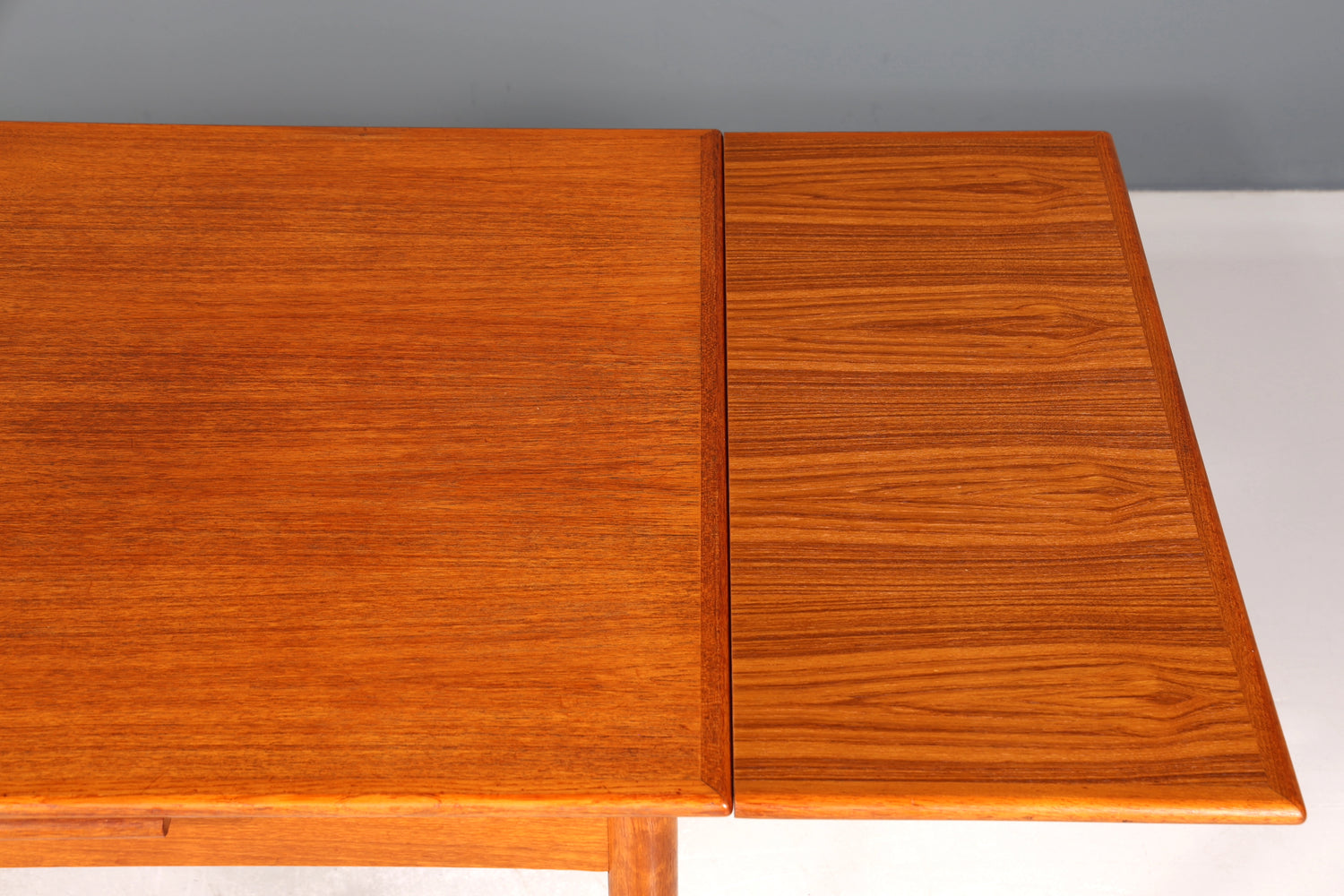 Traumhafter Mid Century Esstisch ausziehbarer Danish Design Teak Holz Küchentisch Esszimmer Tisch