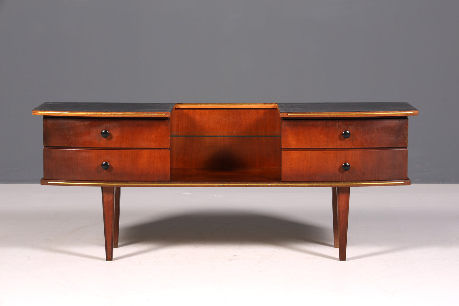 Wunderschönes Mid Century Sideboard Vintage TV Kommode Sideboard 60s Schrank Flurkommode