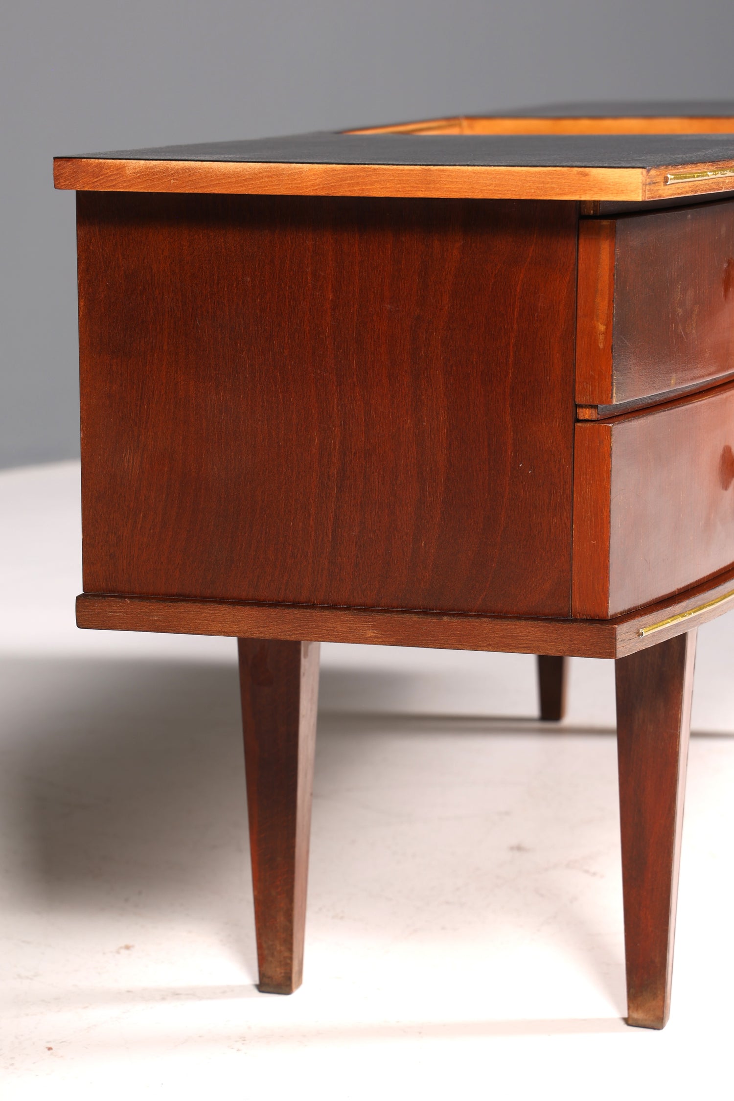 Wunderschönes Mid Century Sideboard Vintage TV Kommode Sideboard 60s Schrank Flurkommode