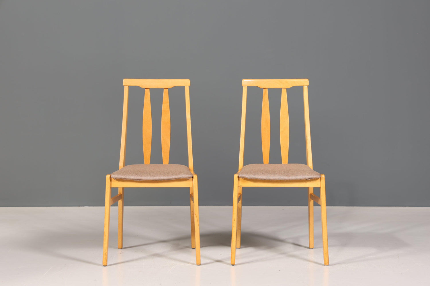 2x Schlichte Mid Century Stühle Retro Stuhlset Danish Design Küchenstühle Esszimmer Stühle