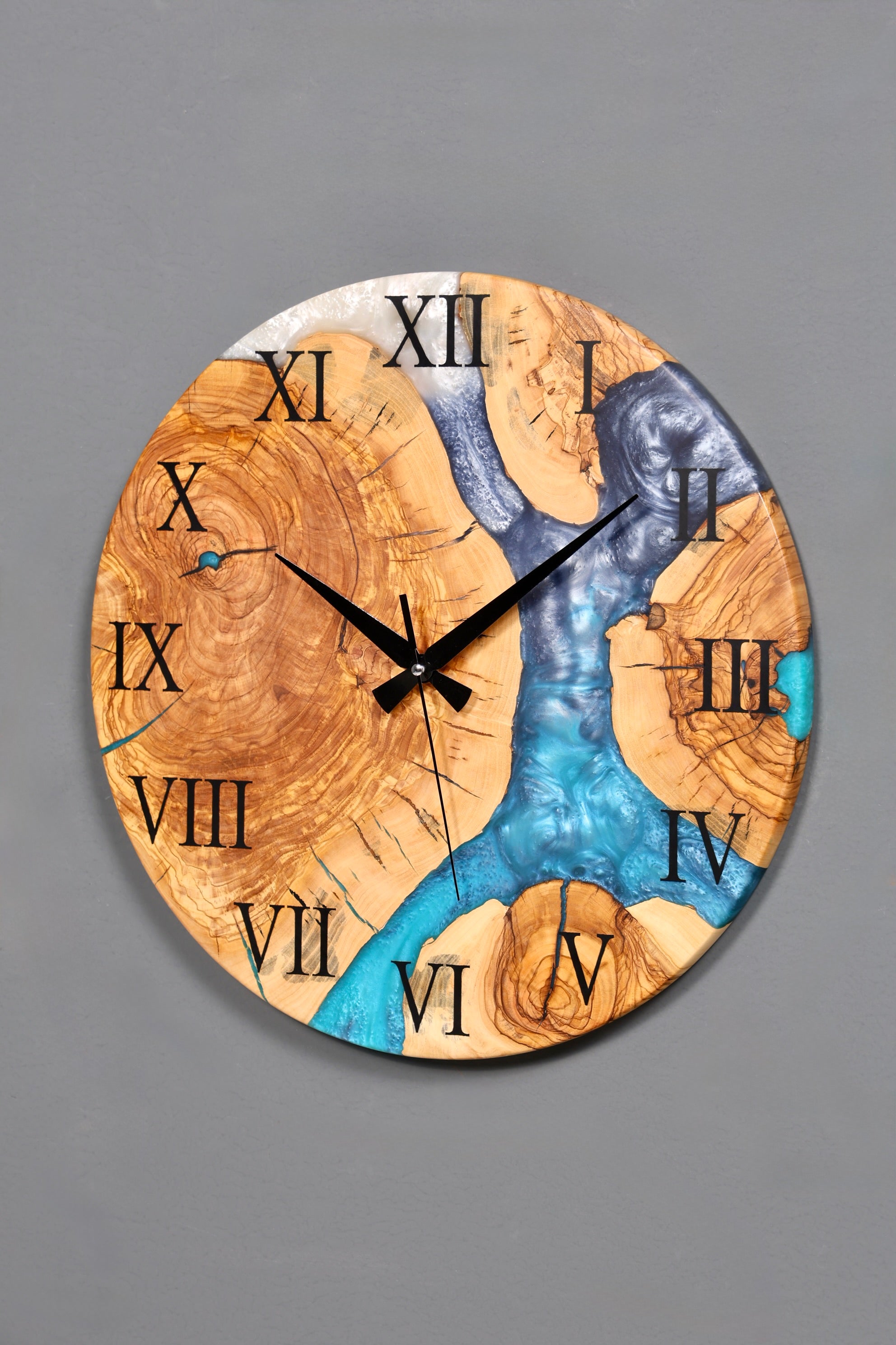 Traumhafte Handgefertigte Epoxidharz Wanduhr Olivenbaum Uhr Epoxy Analog Uhr