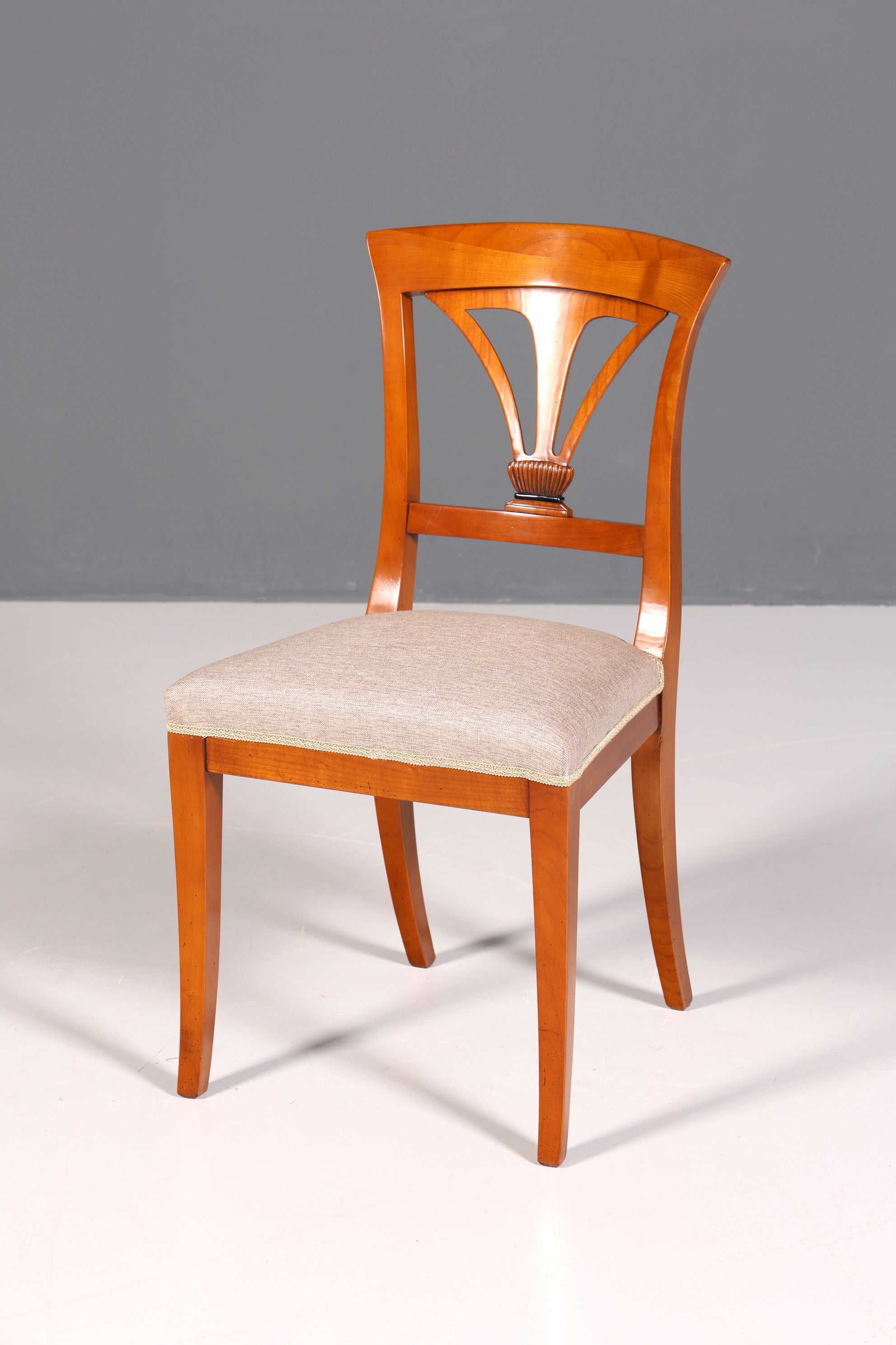 4x Edle Englische Stühle Englisch Dining Chairs Antik 60er Jahre Eibe Küchenstühle Stuhlset