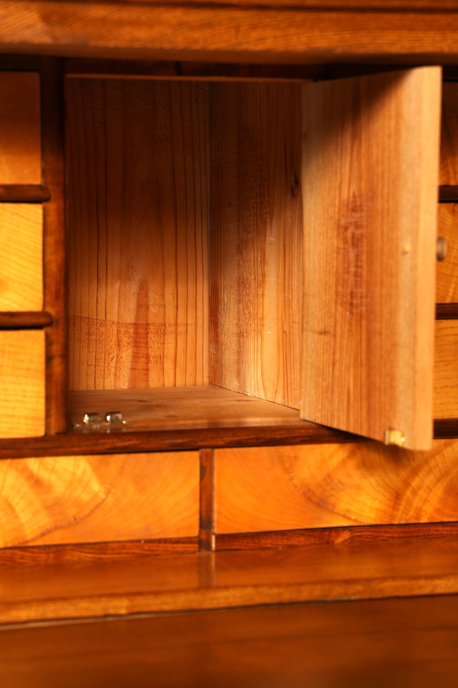 F830 Finish Wunderschöner Gründerzeit Sekretär Kommode Jugendstil Schubladenkommode Antik Vertiko