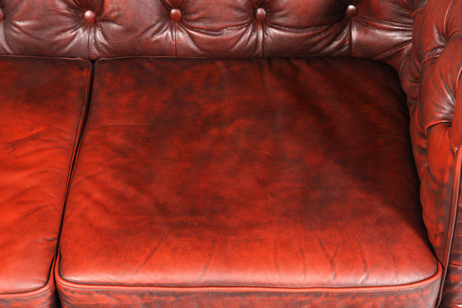 Wunderschönes Original Chesterfield 2er Sofa Englisch Oxblood Leder 2- Sitzer Couch
