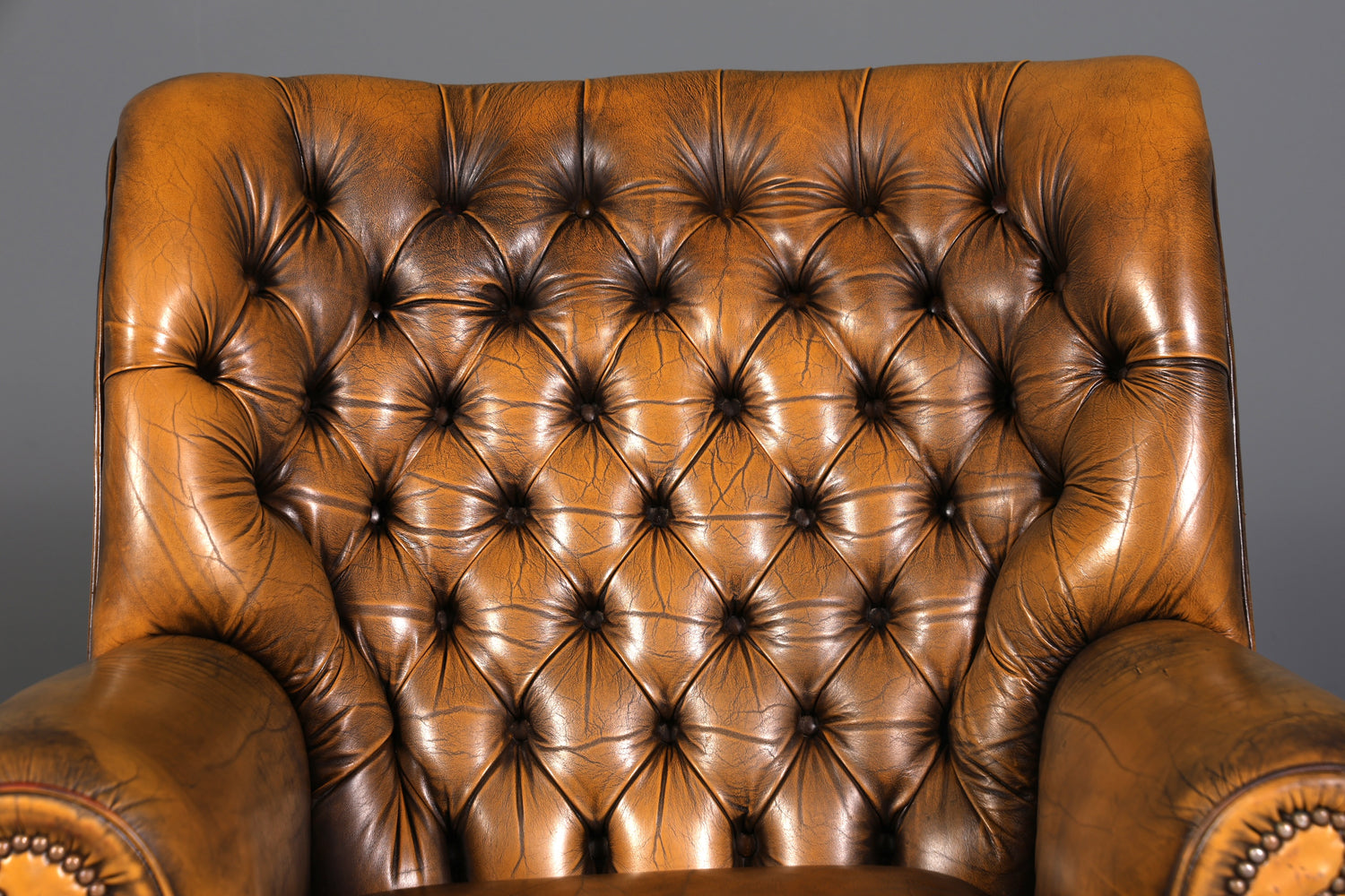 Stilvoller Original Chesterfield Sessel Englischer Armlehnsessel Englisch Herrensessel 1 von 2