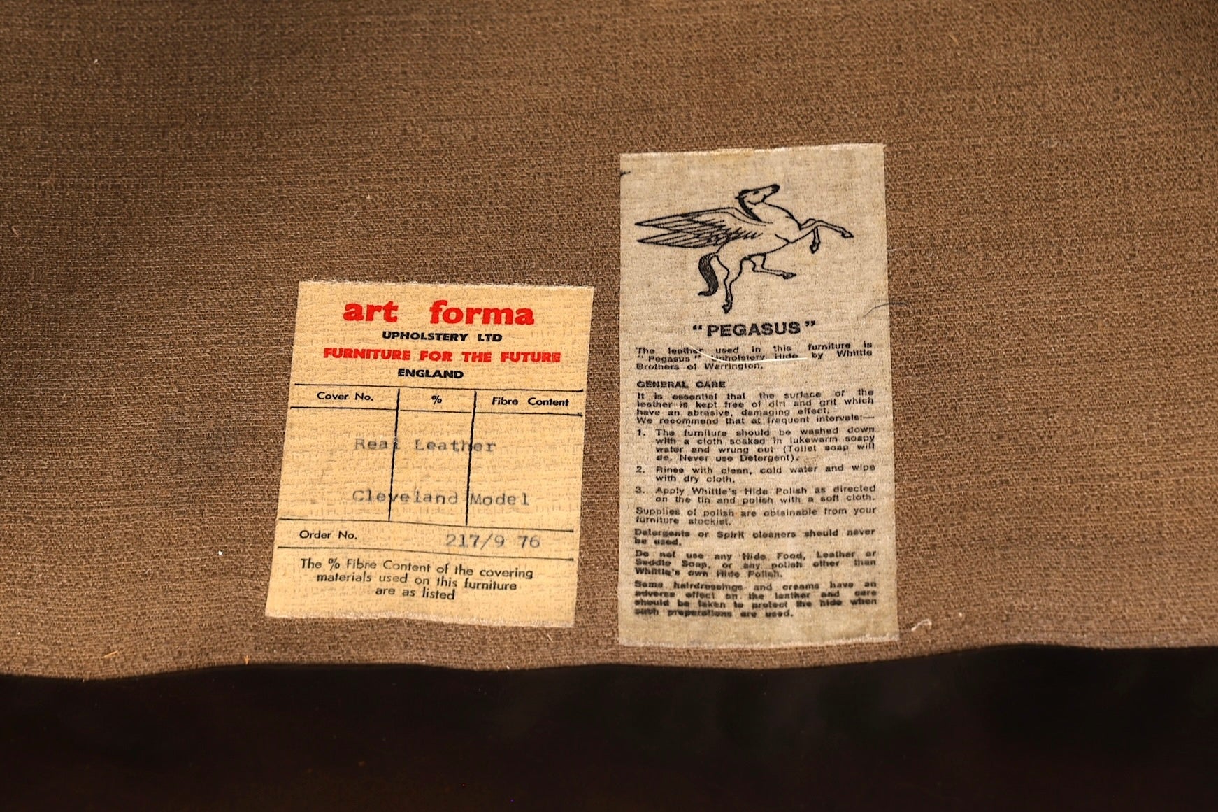 Stilvoller Original Chesterfield Sessel Englischer Armlehnsessel Englisch Herrensessel 2 von 2