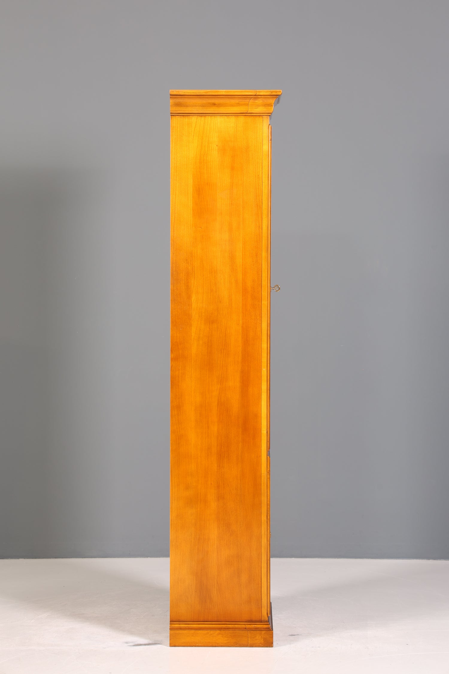 Traumhafte Original Selva Vitrine Antik Stil massiv Holz Geschirrschrank Villa Borghese Schrank 1 von 2