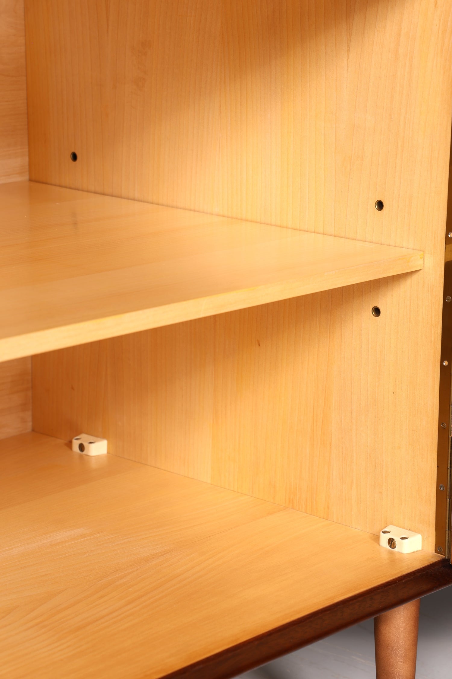 Wunderschöne Mid Century Kommode Vintage Schrank Retro Flur Kommode 60s Sideboard 1 von 2