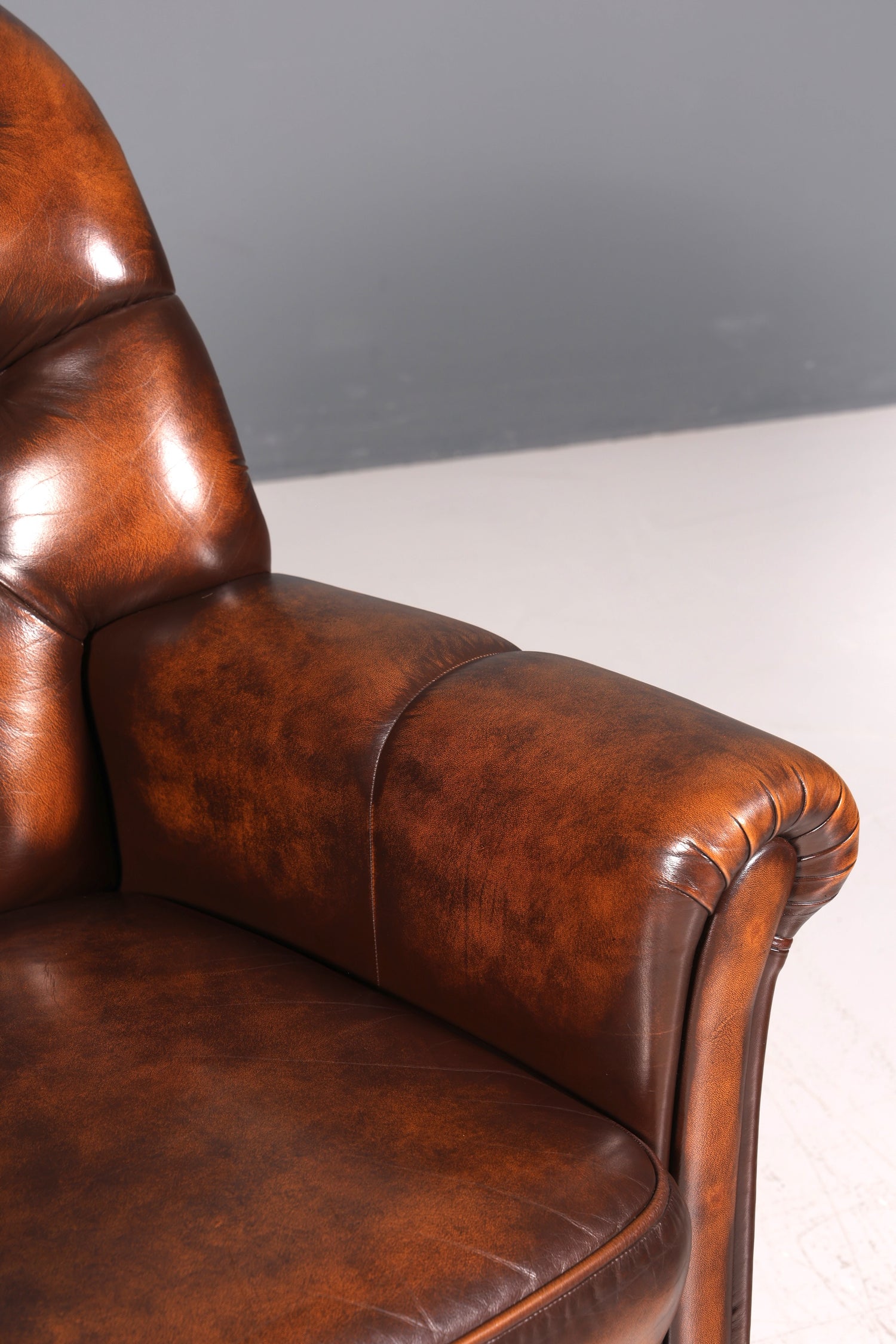Stilvoller Original Chesterfield Sessel Englischer Armlehnsessel Englisch Herrensessel 2 von 3