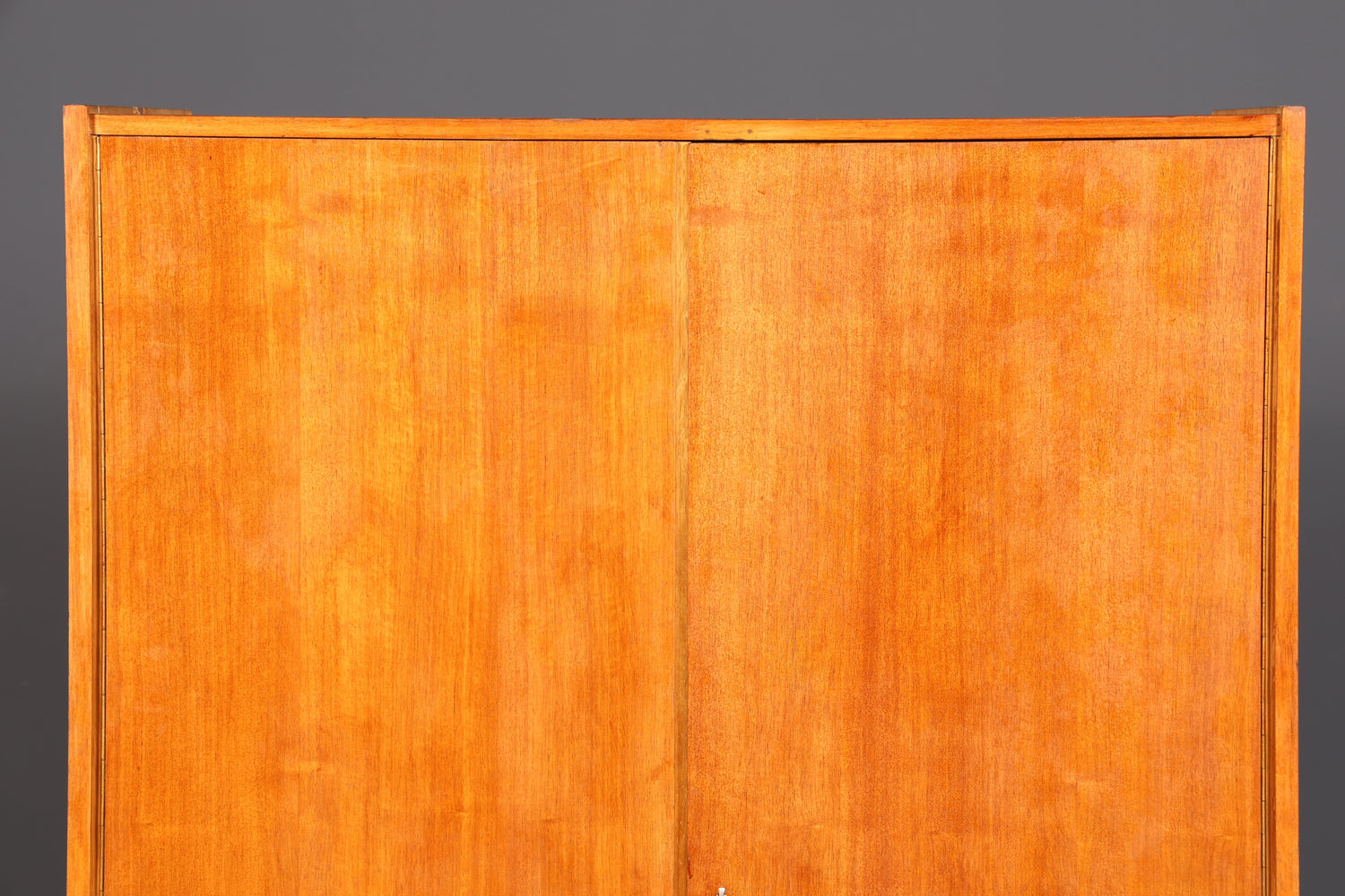 Traumhafter Mid Century Kleiderschrank Vintage Schrank Retro Wäscheschrank Dielenschrank