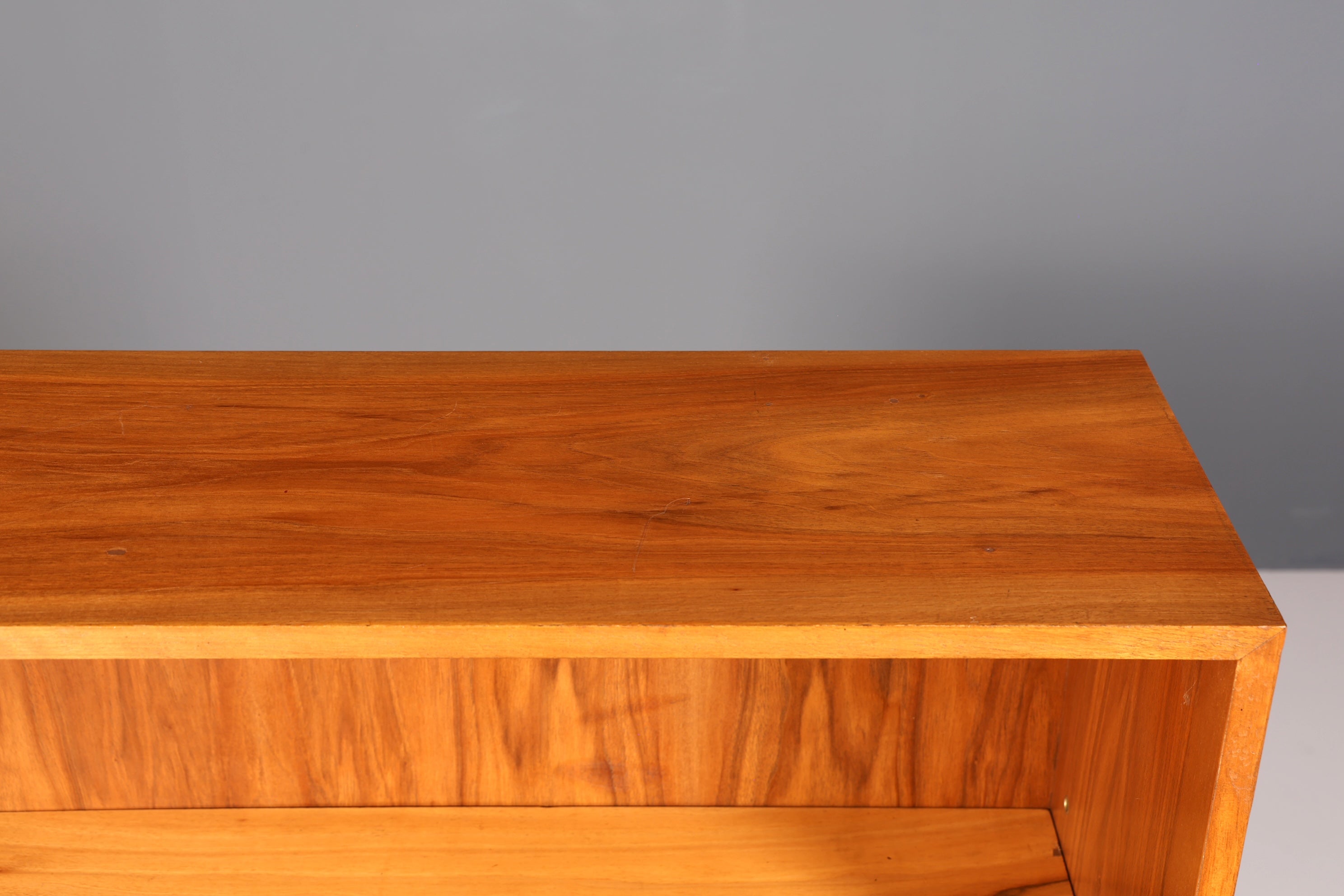 Wunderschönes Original Musterring Regal Mid Century Bücherregal Retro echt Holz Buchablage