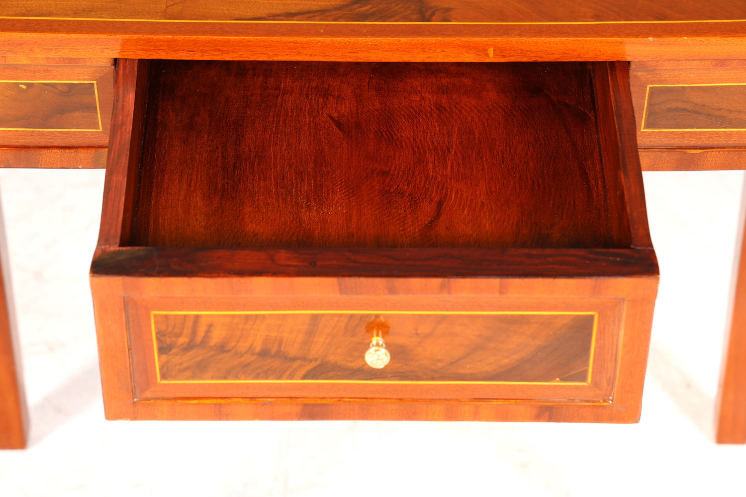 Wunderschöner filigraner Schreibtisch French Desk Antik Stil Bürotisch