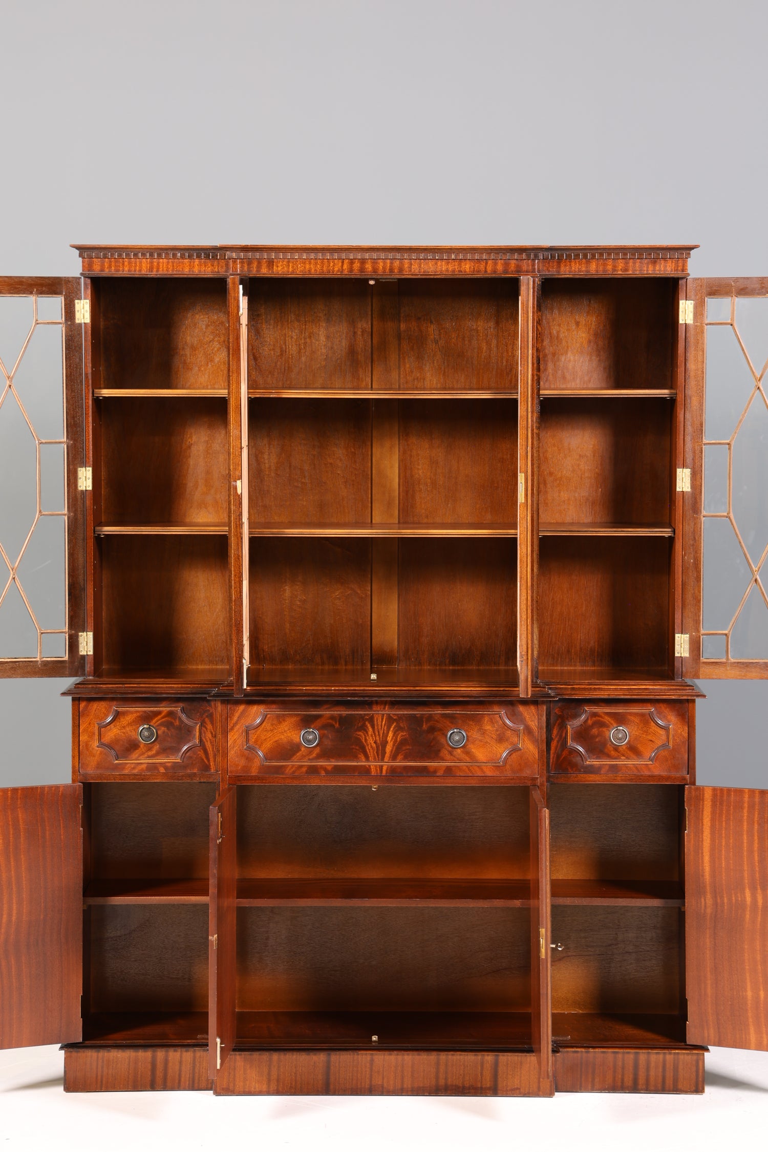Wunderschöne Englische Vitrine Bücherschrank Buffet Antik Stil Englisch Glasvitrine Bibliothek